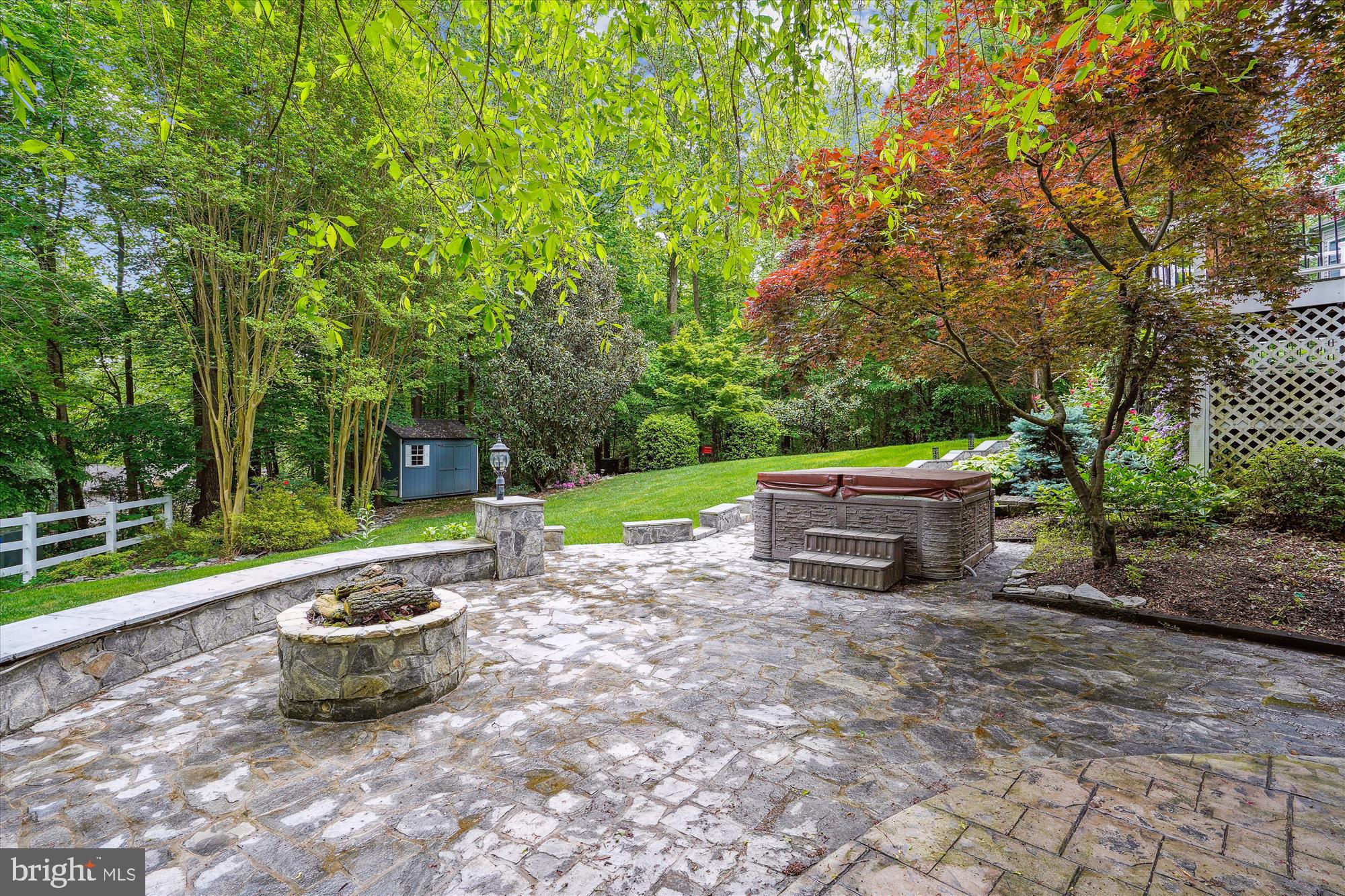 PRESIDENTIAL HILLS - Residential