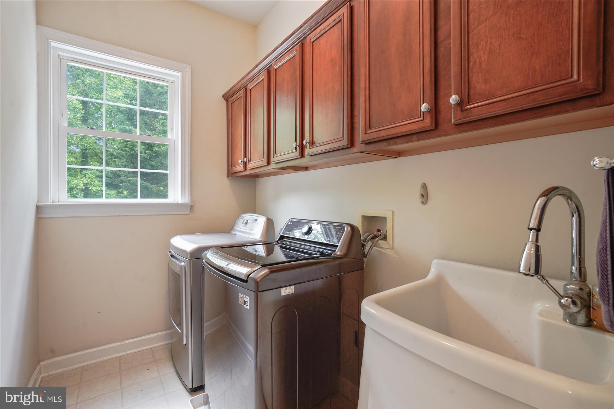 PRESIDENTIAL HILLS - Residential