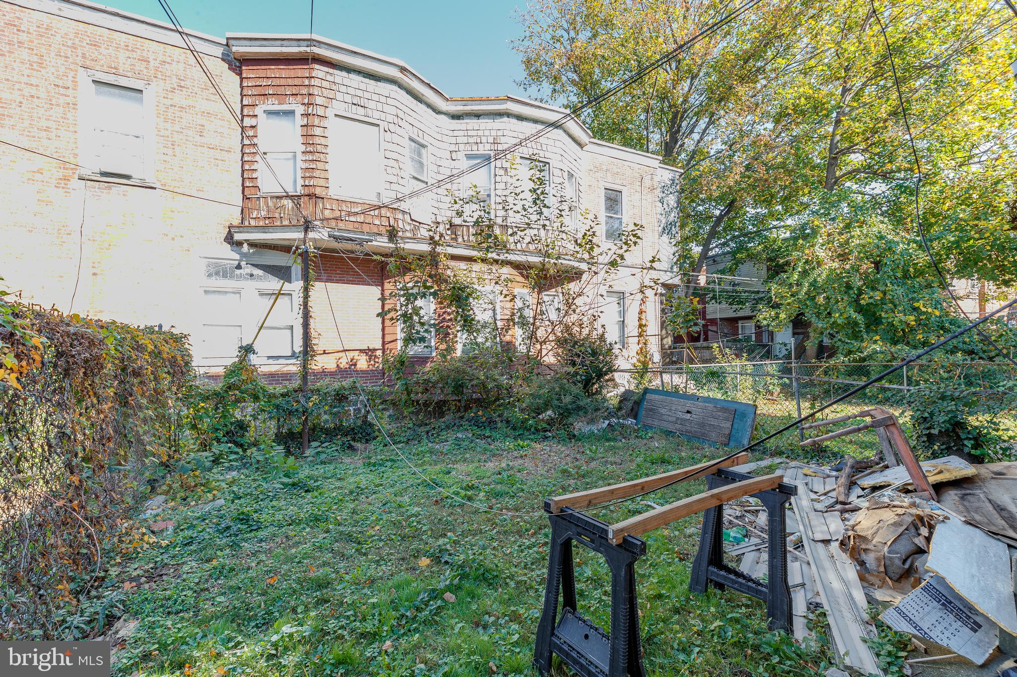 LOGAN - Residential