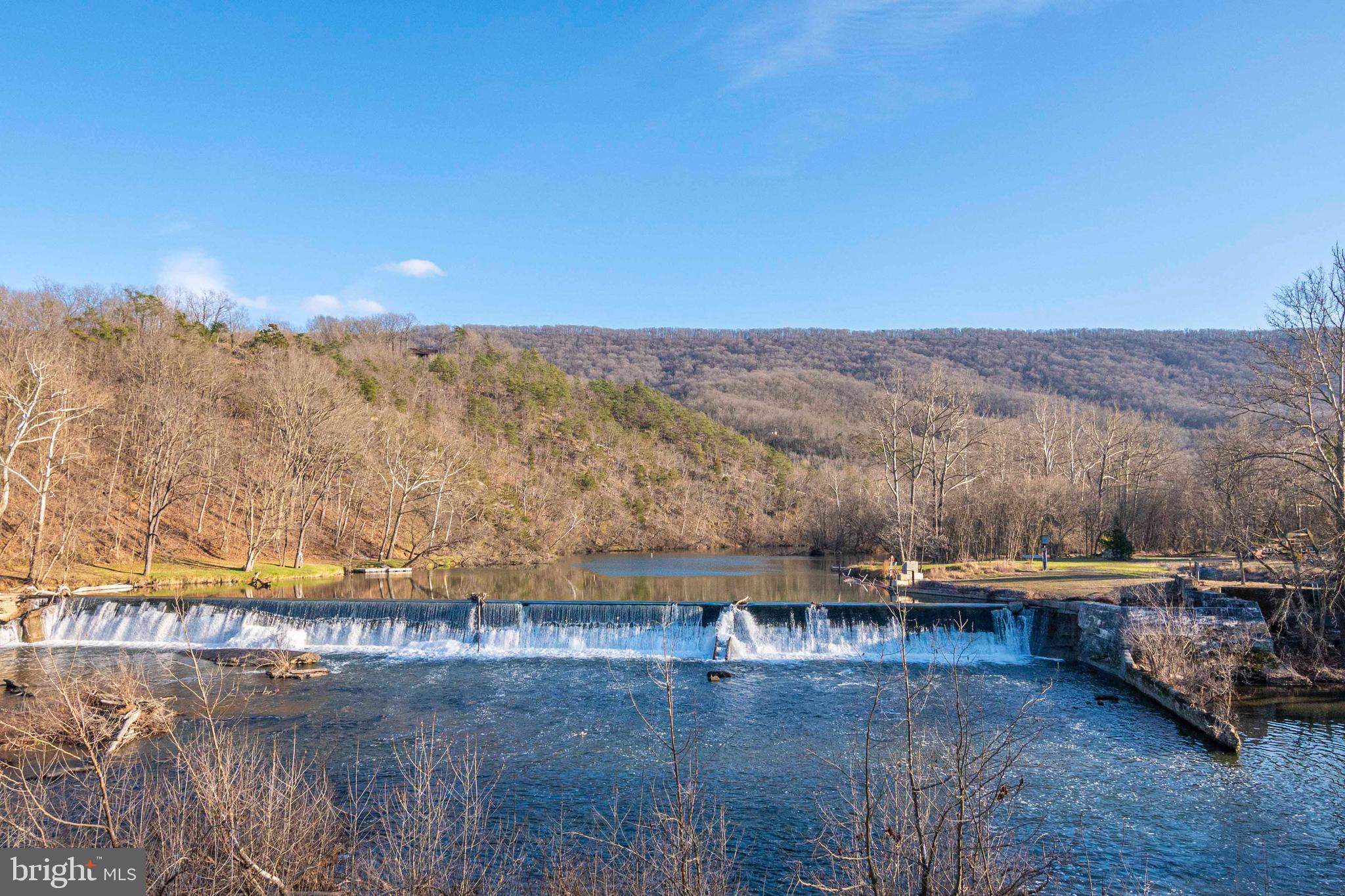 RIVERMONT ESTATES - Residential