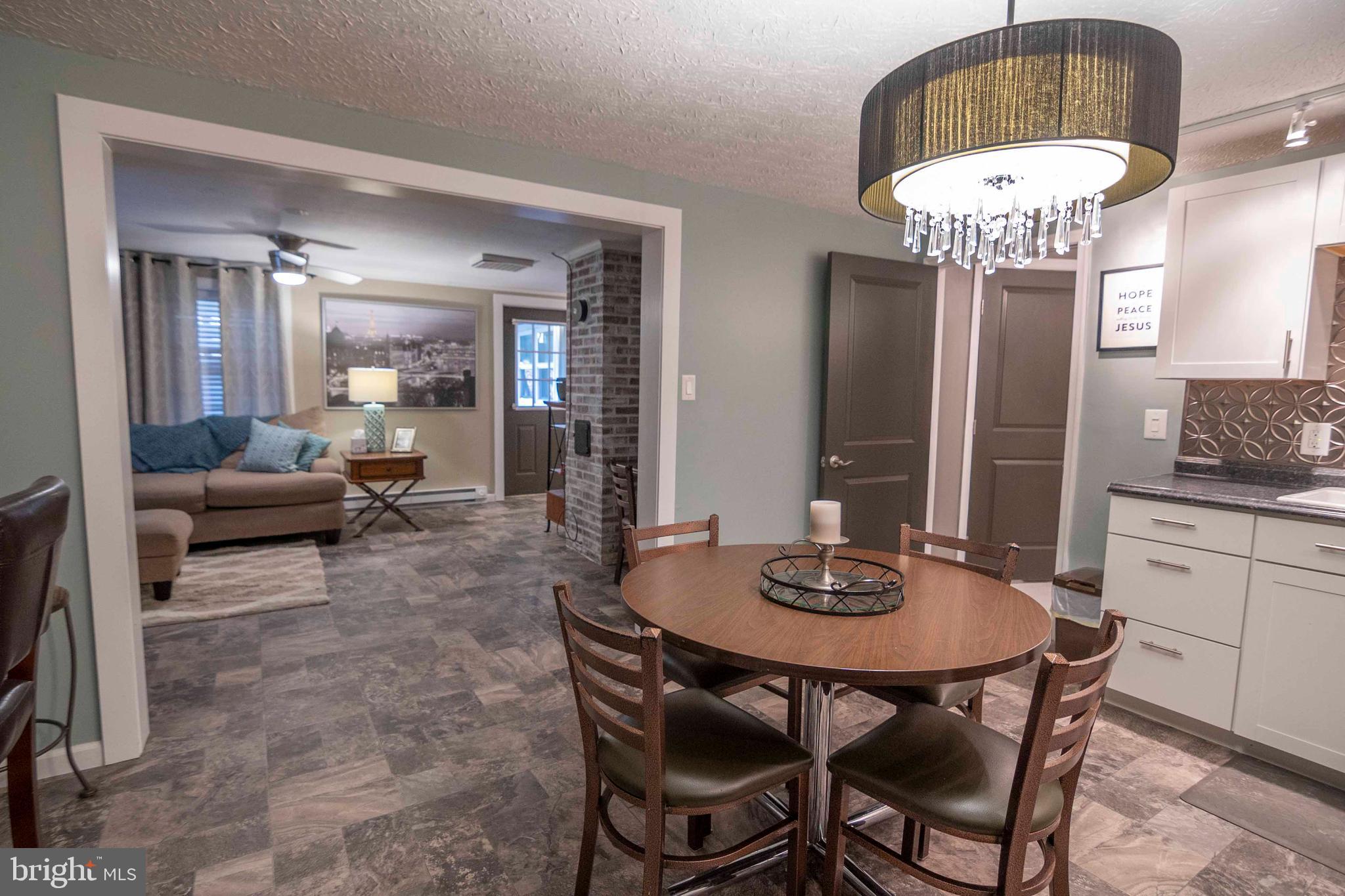 RIVERMONT ESTATES - Residential