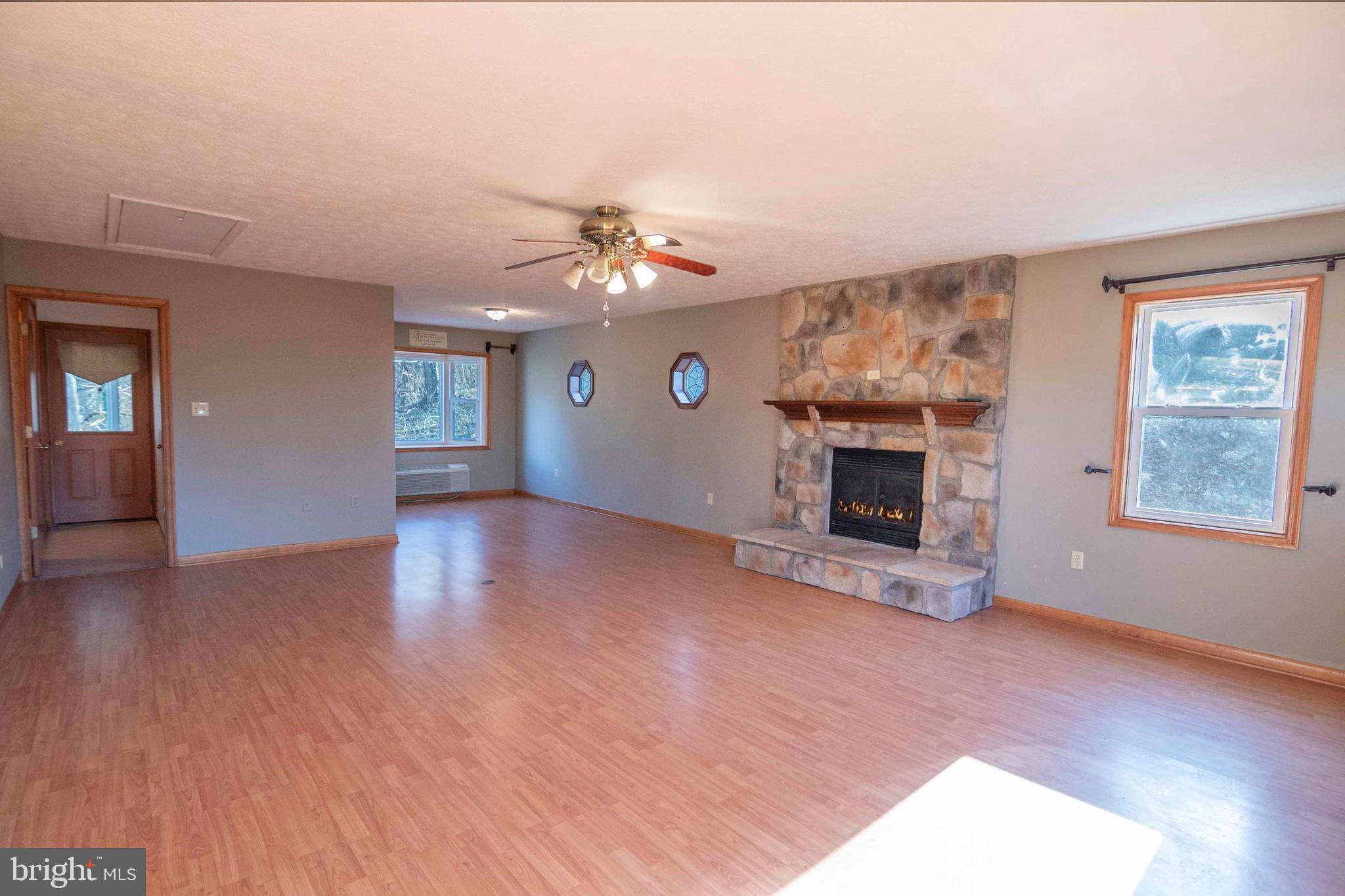 RIVERMONT ESTATES - Residential