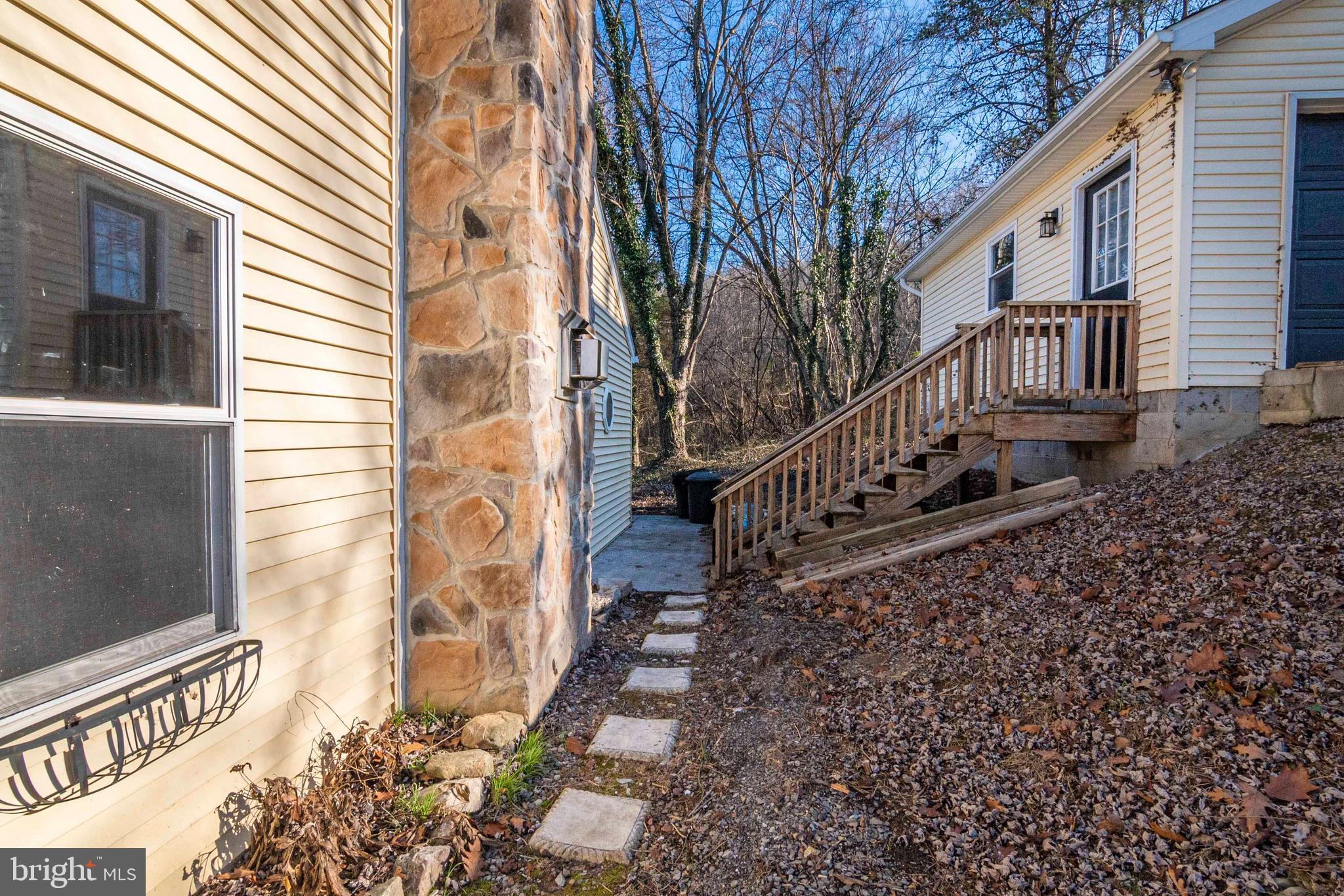 RIVERMONT ESTATES - Residential