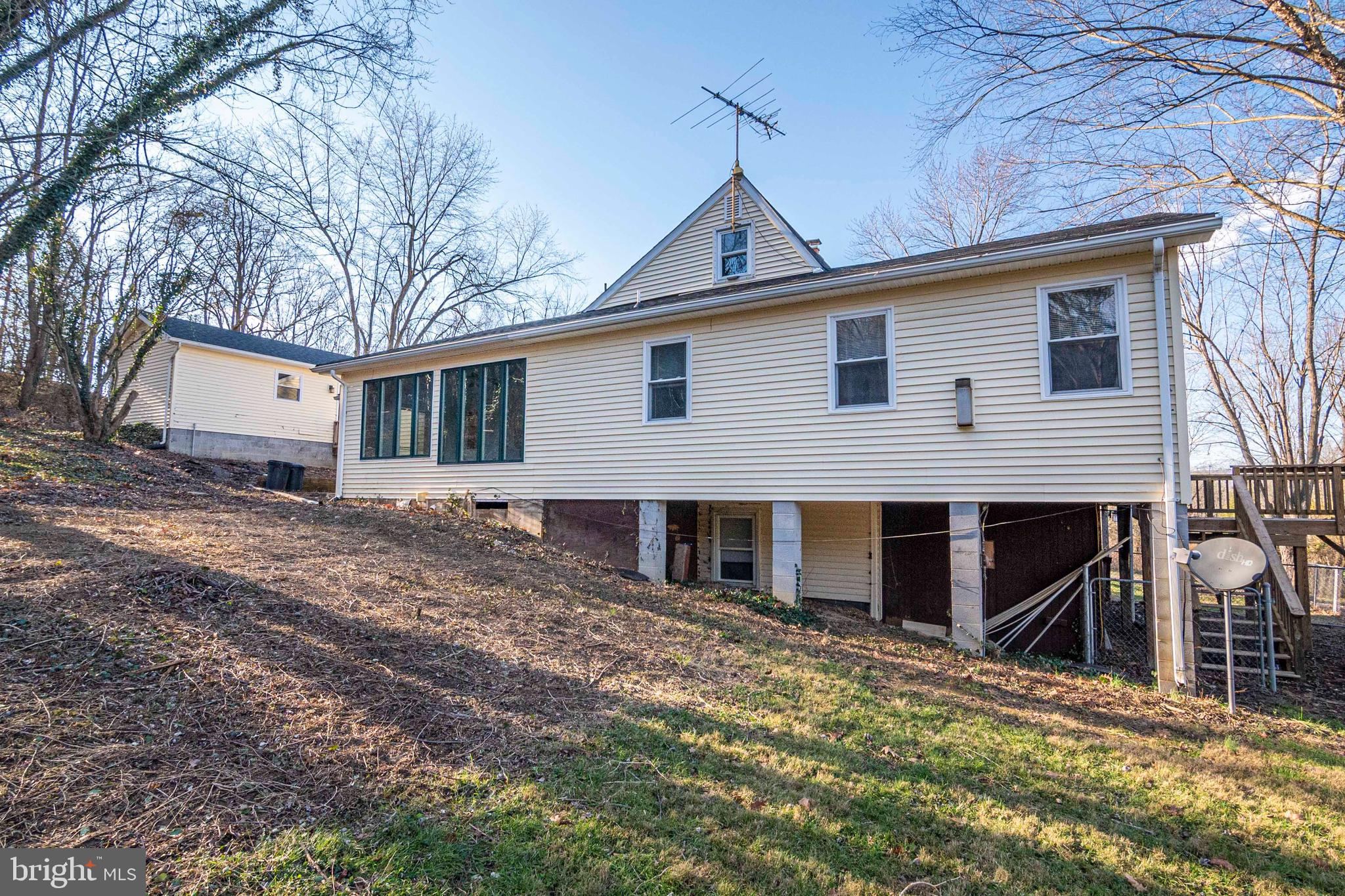 RIVERMONT ESTATES - Residential