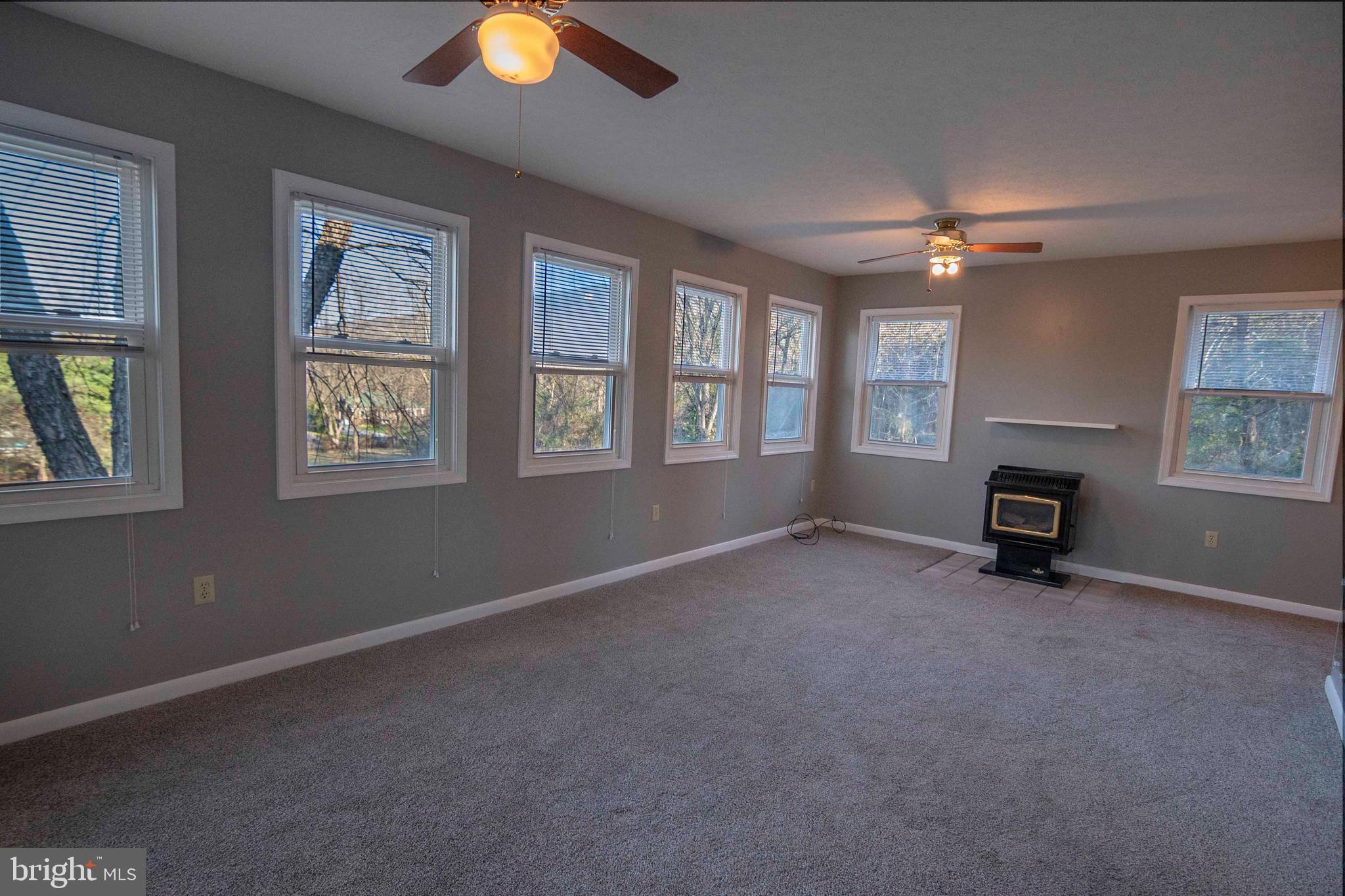 RIVERMONT ESTATES - Residential