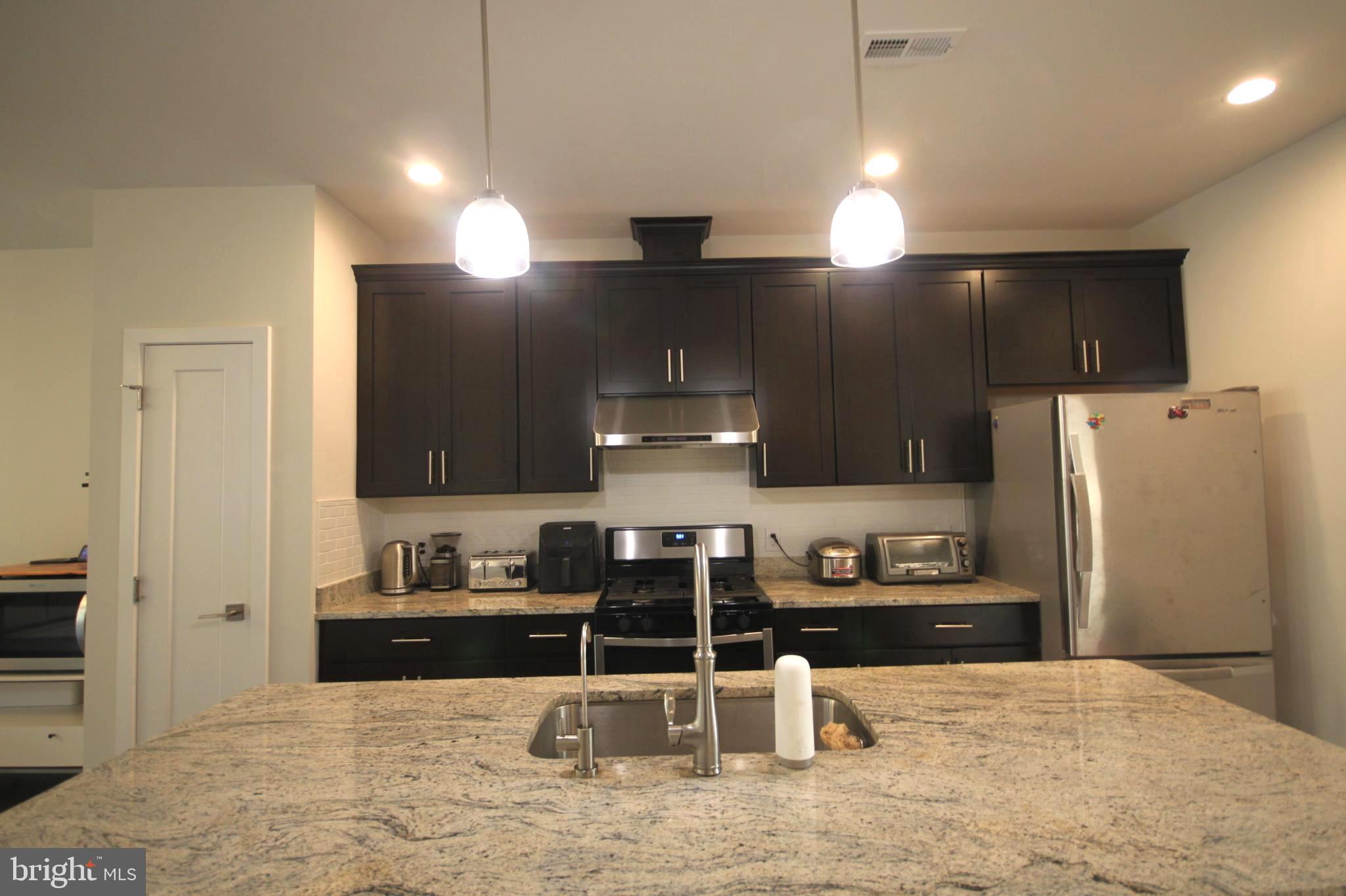 WALNUT CREEK AT MONT - Residential Lease