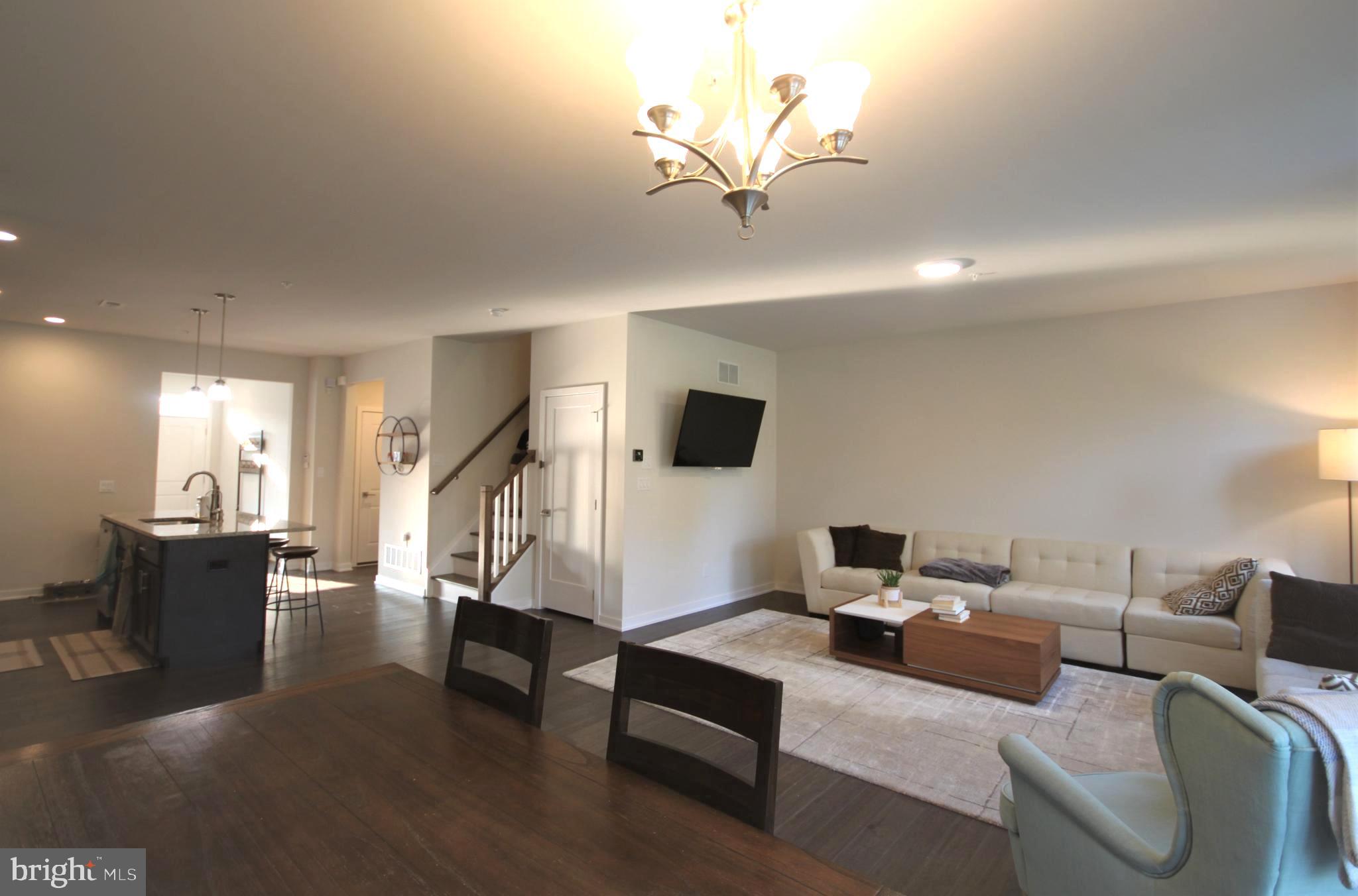 WALNUT CREEK AT MONT - Residential Lease