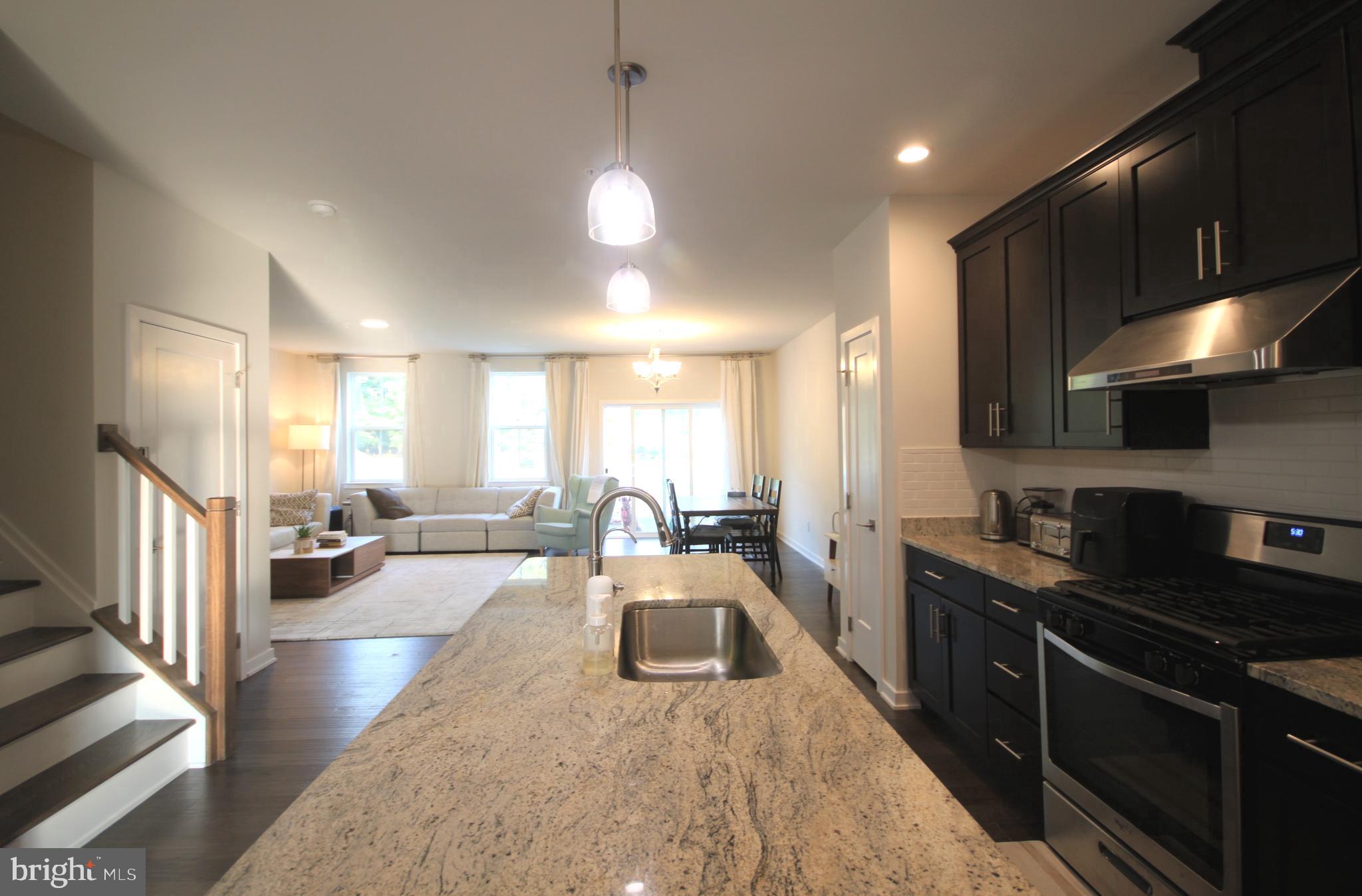 WALNUT CREEK AT MONT - Residential Lease