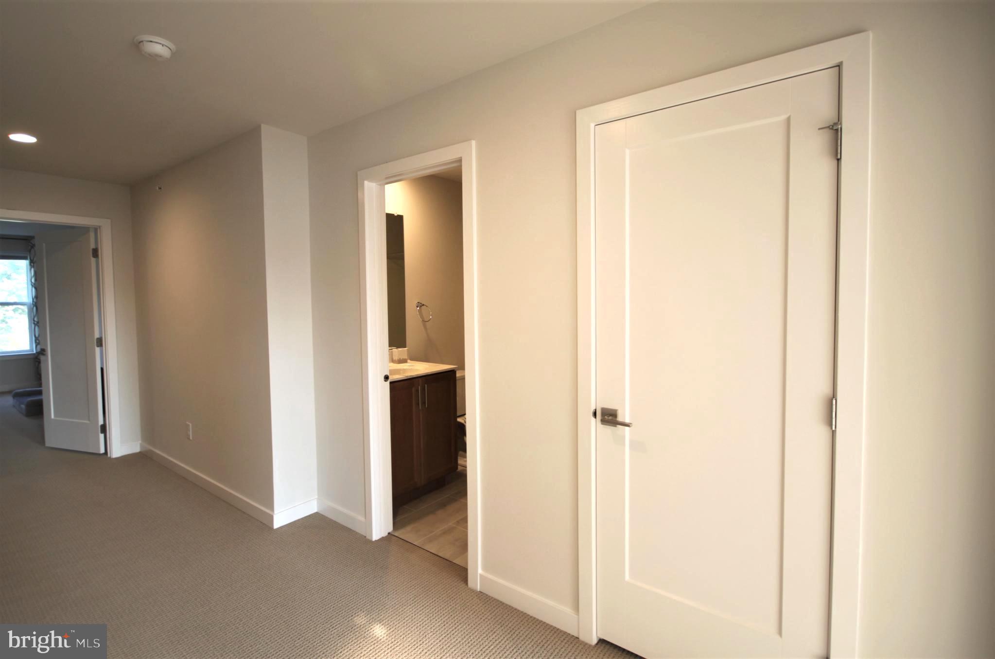 WALNUT CREEK AT MONT - Residential Lease