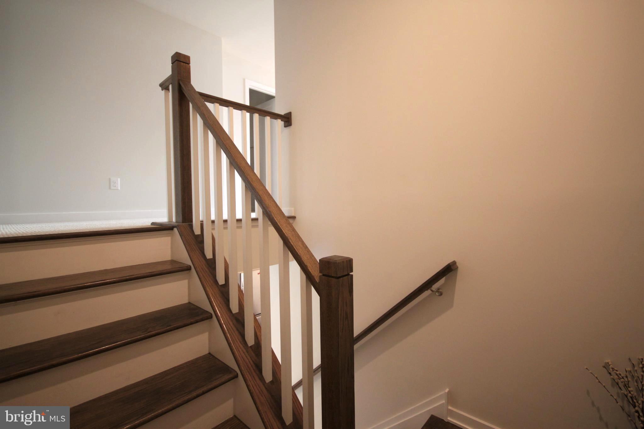 WALNUT CREEK AT MONT - Residential Lease