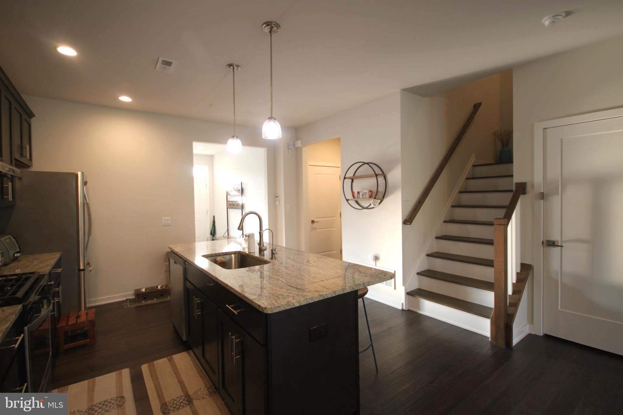 WALNUT CREEK AT MONT - Residential Lease