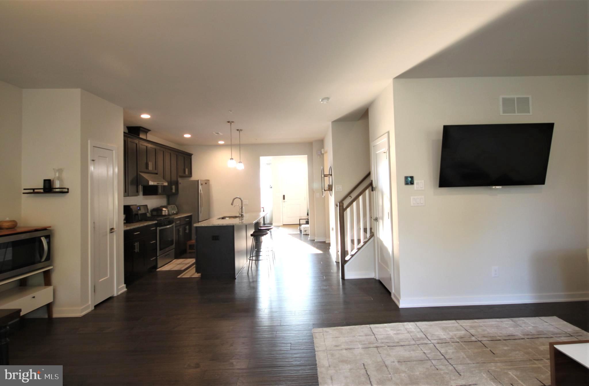 WALNUT CREEK AT MONT - Residential Lease