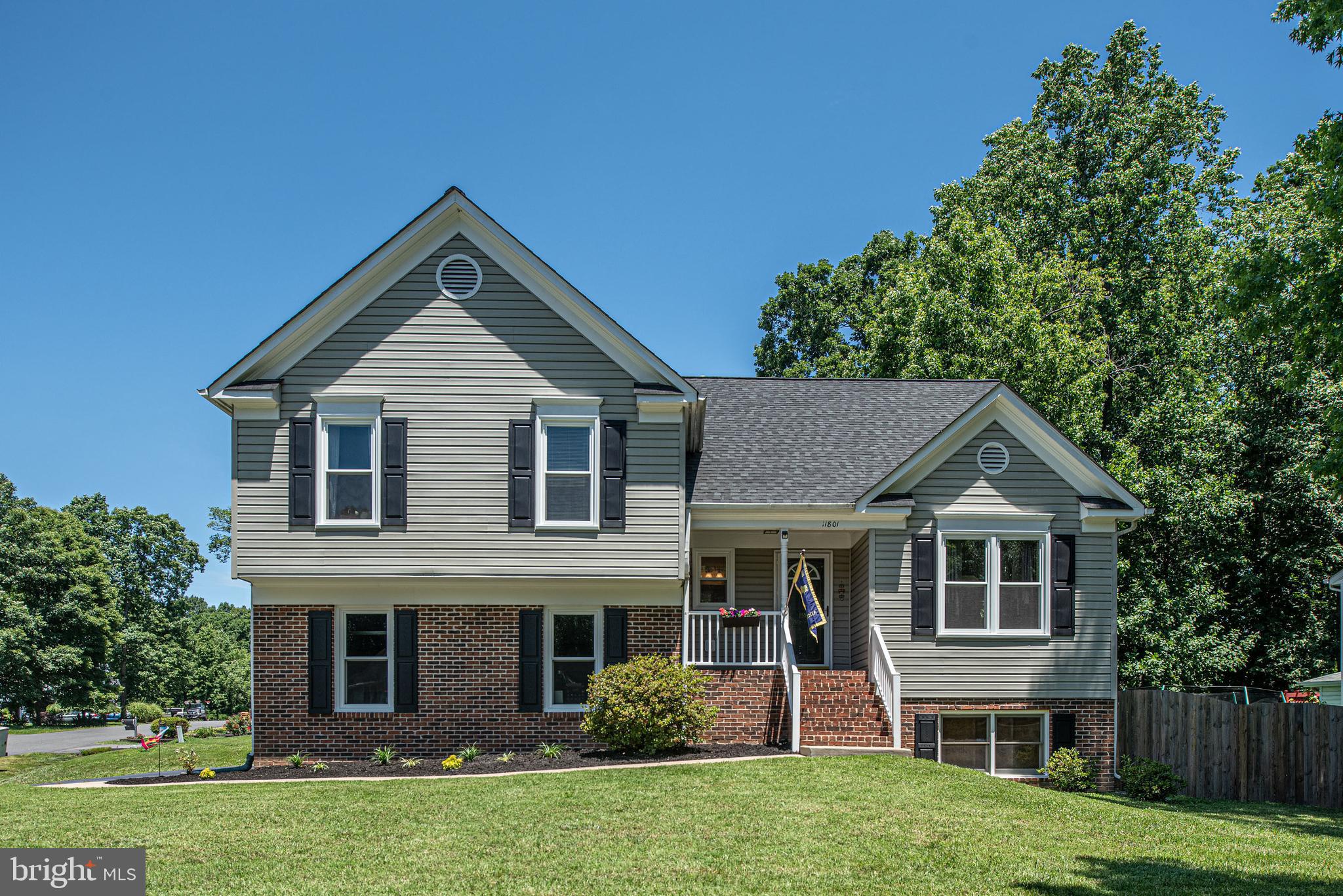 SMOKETREE - Residential