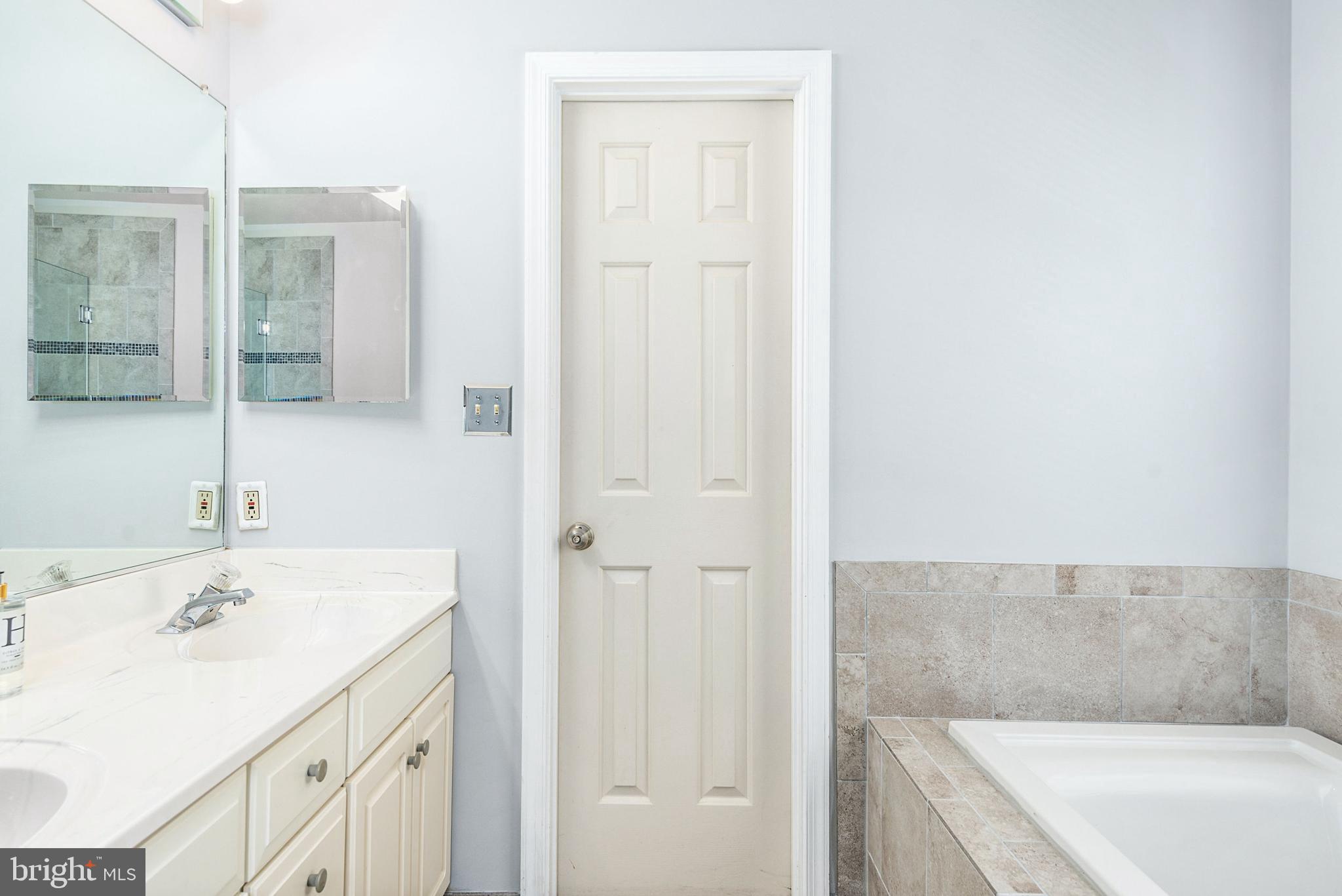 SMOKETREE - Residential