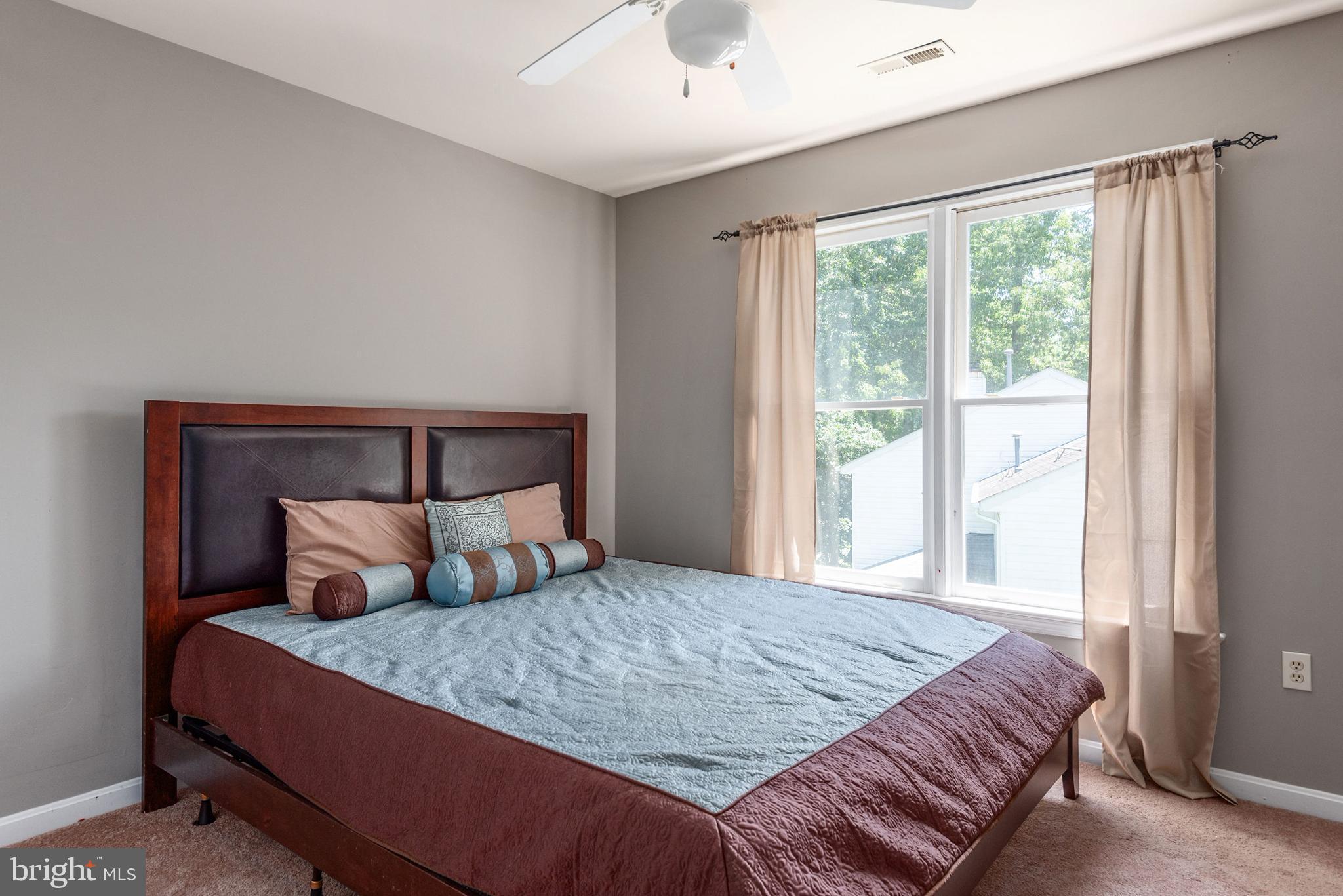 SMOKETREE - Residential