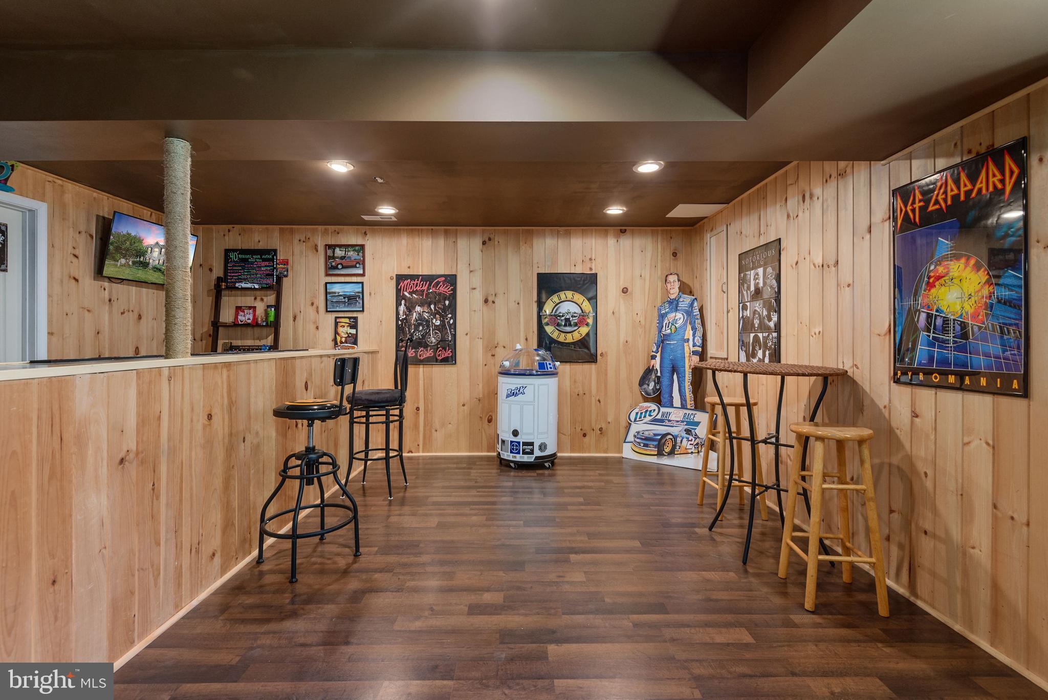 SMOKETREE - Residential