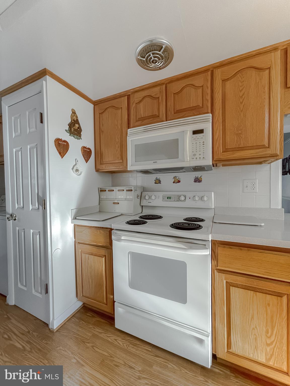 PEACOCK MANOR - Residential