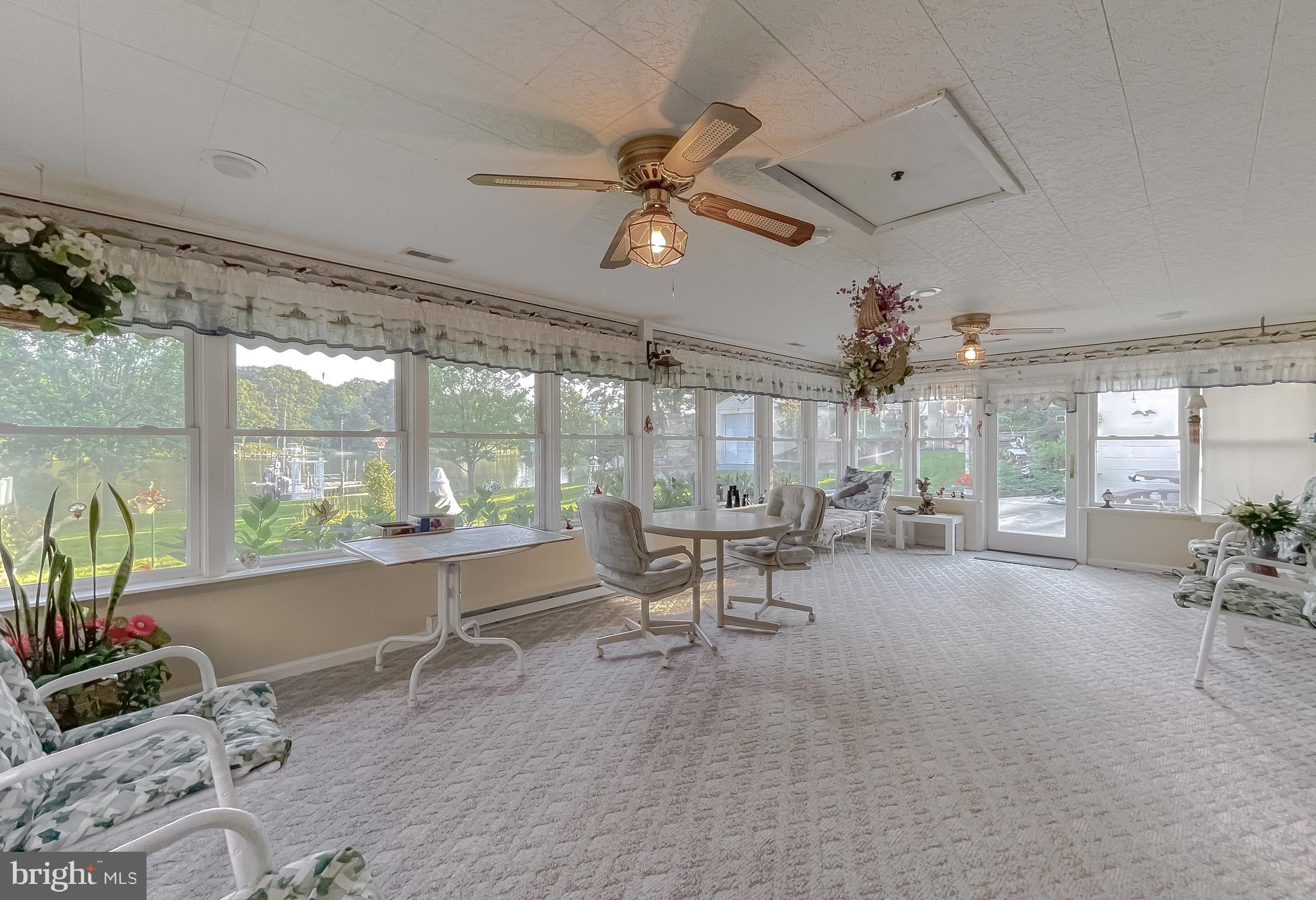 PEACOCK MANOR - Residential