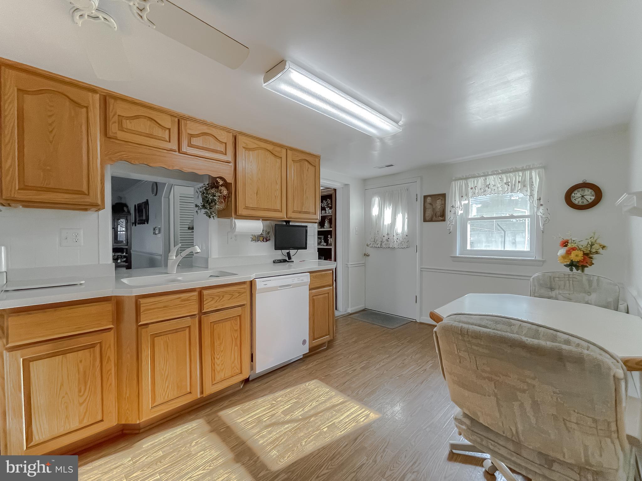 PEACOCK MANOR - Residential