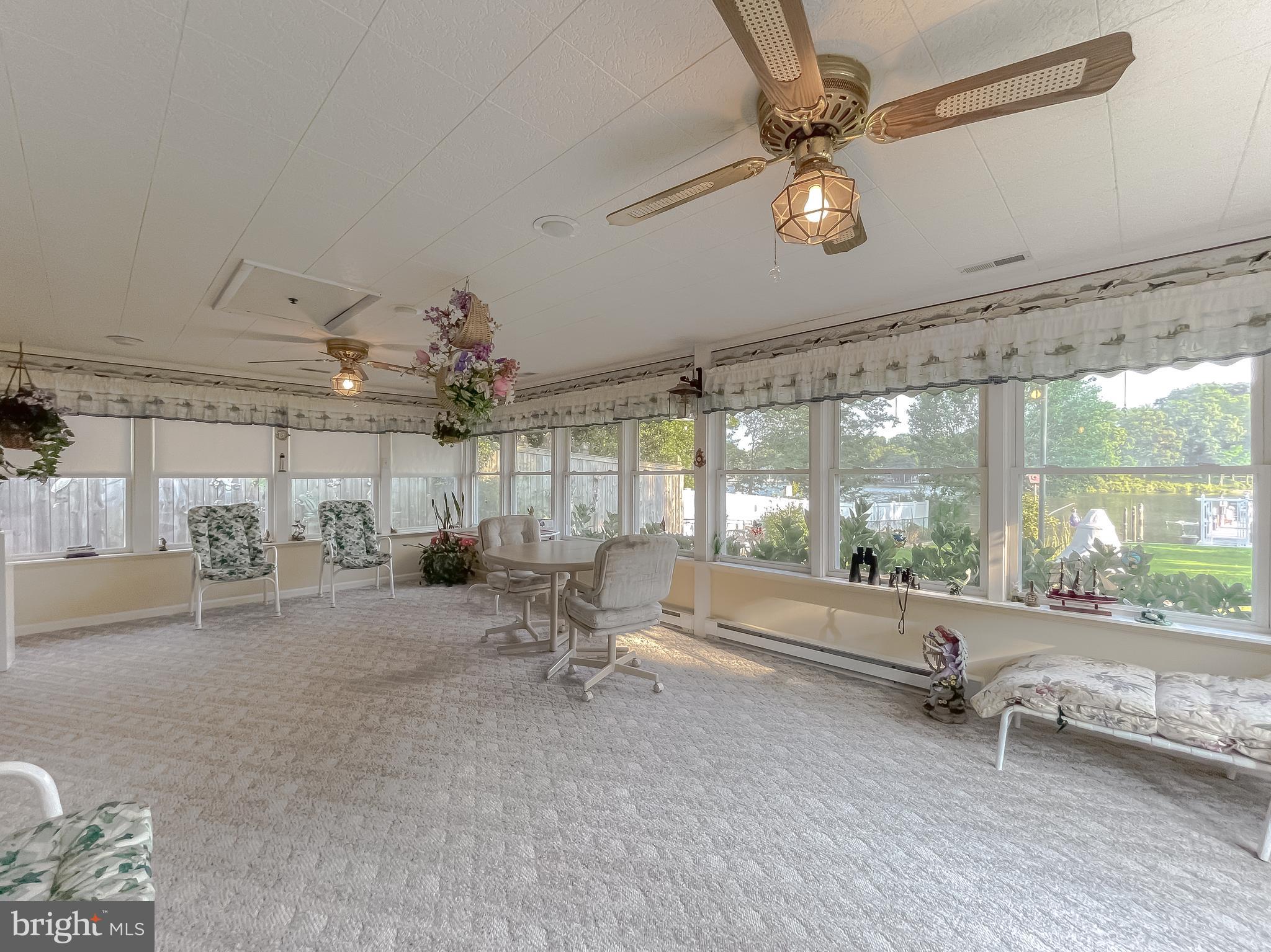 PEACOCK MANOR - Residential