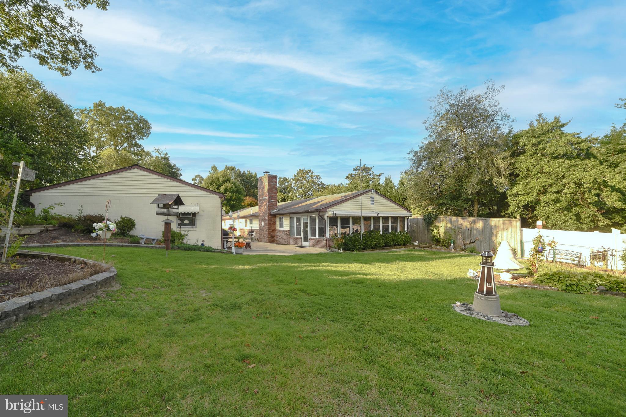 PEACOCK MANOR - Residential