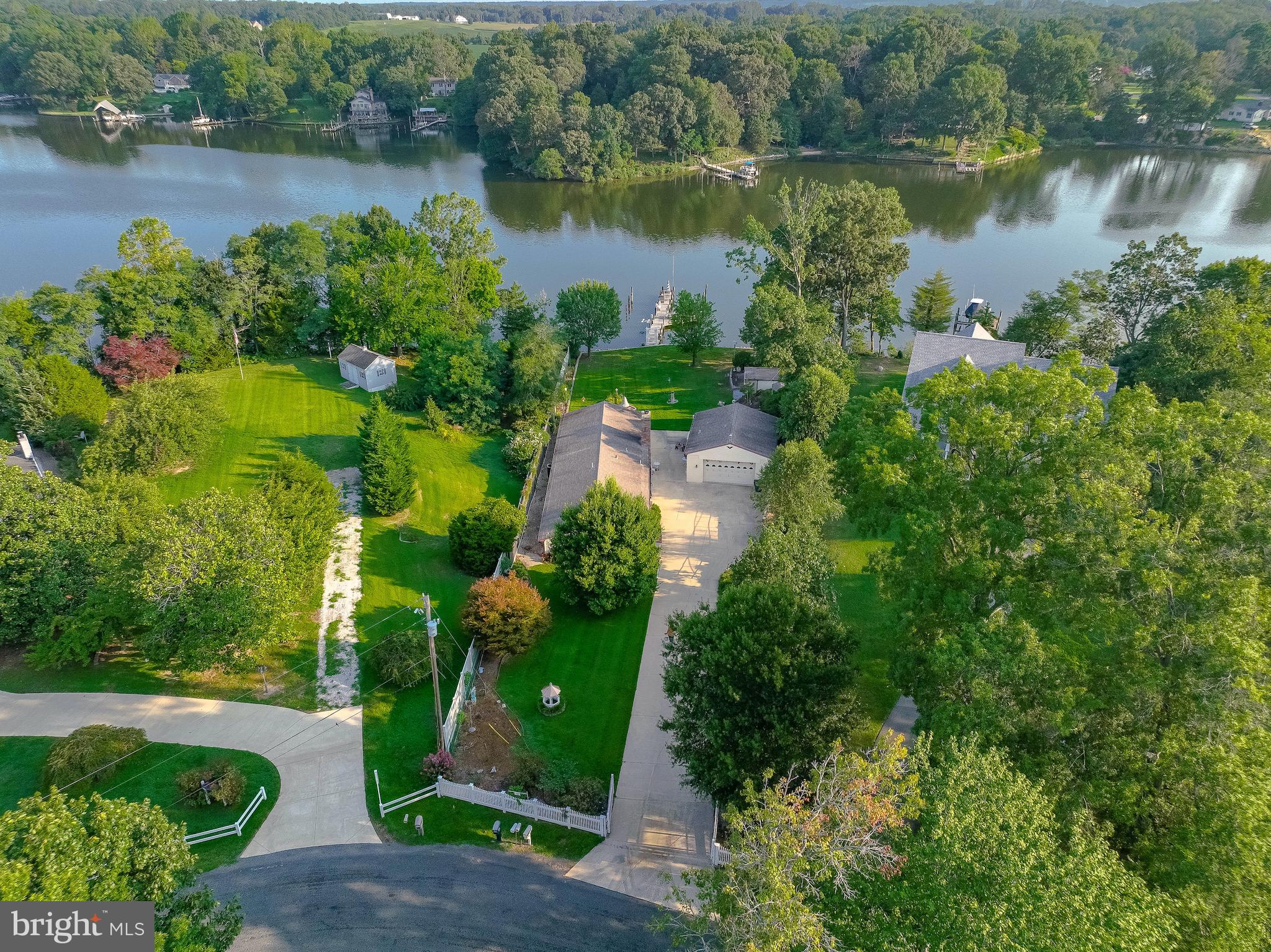 PEACOCK MANOR - Residential