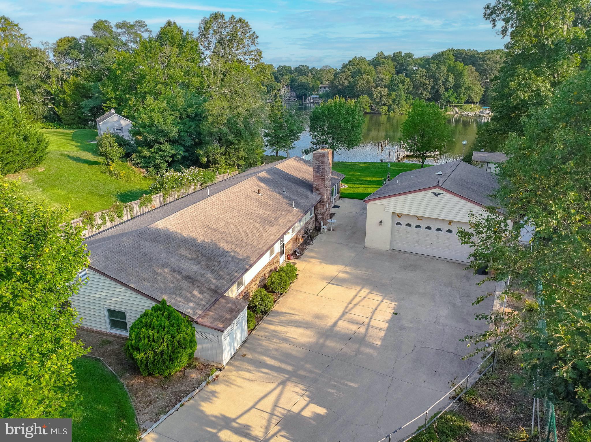 PEACOCK MANOR - Residential