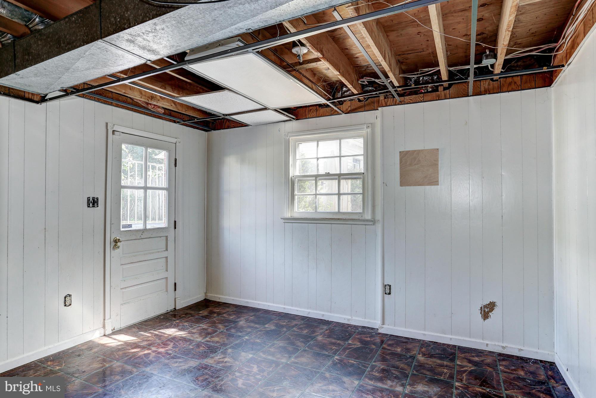 CHEVALLE/MOOR GREEN ESTS - Residential