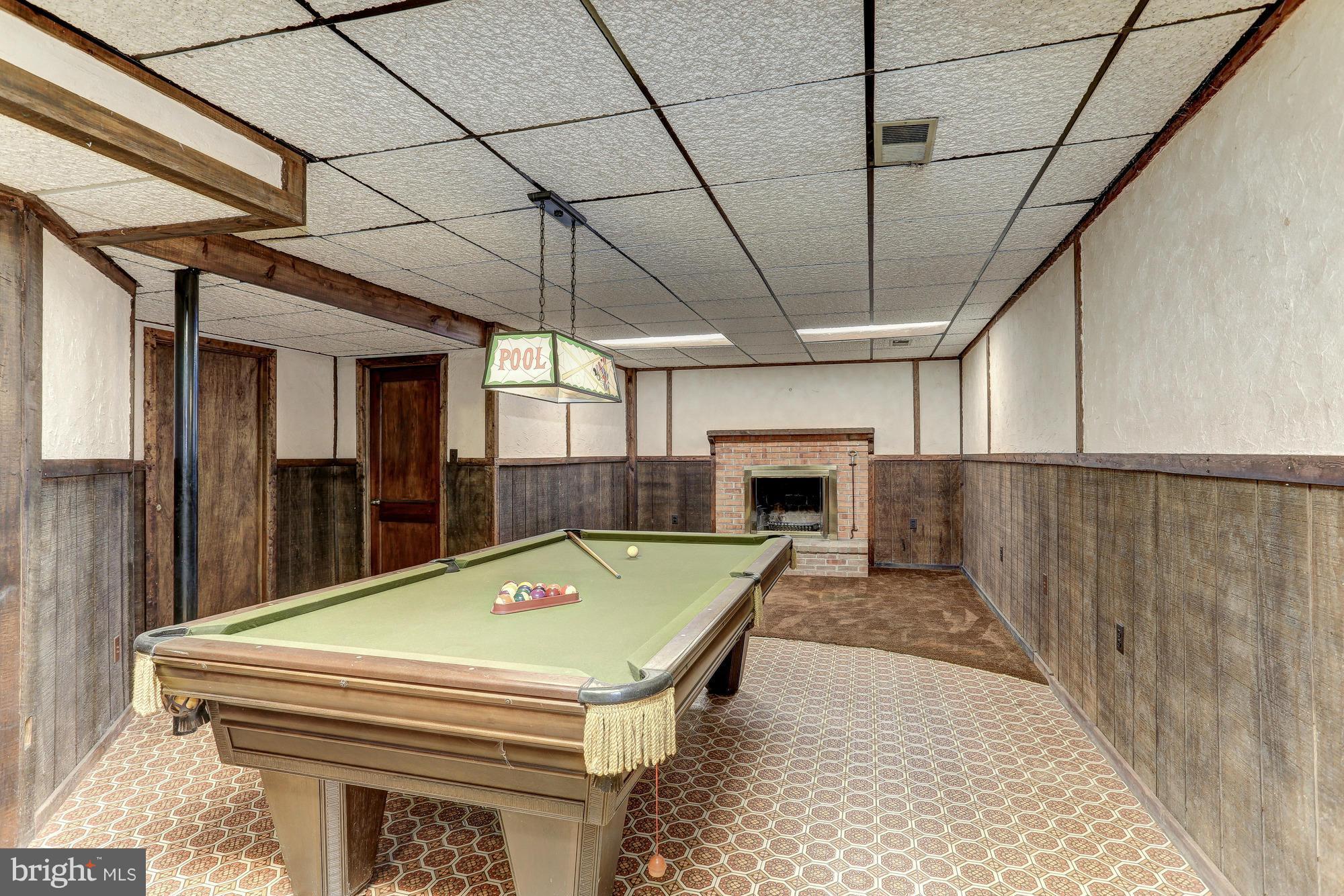 CHEVALLE/MOOR GREEN ESTS - Residential