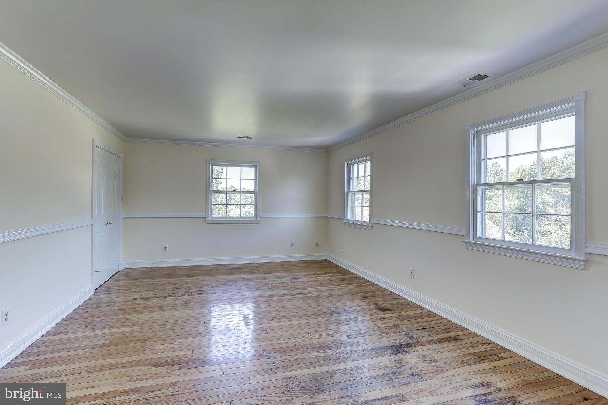 CHEVALLE/MOOR GREEN ESTS - Residential