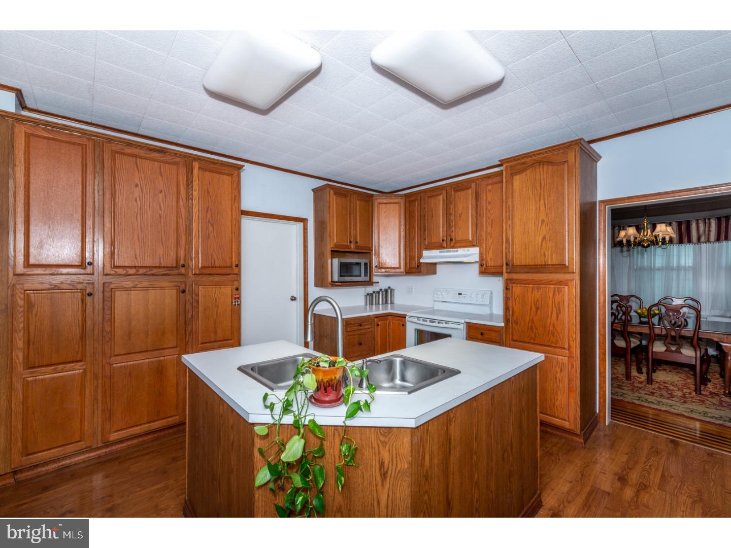 MAHANTONGO STREET - Residential