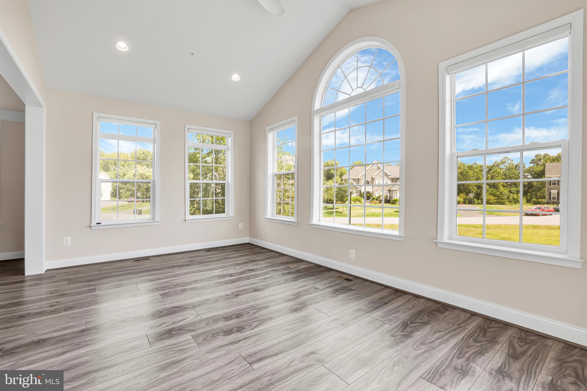 COLLINGBROOK - Residential