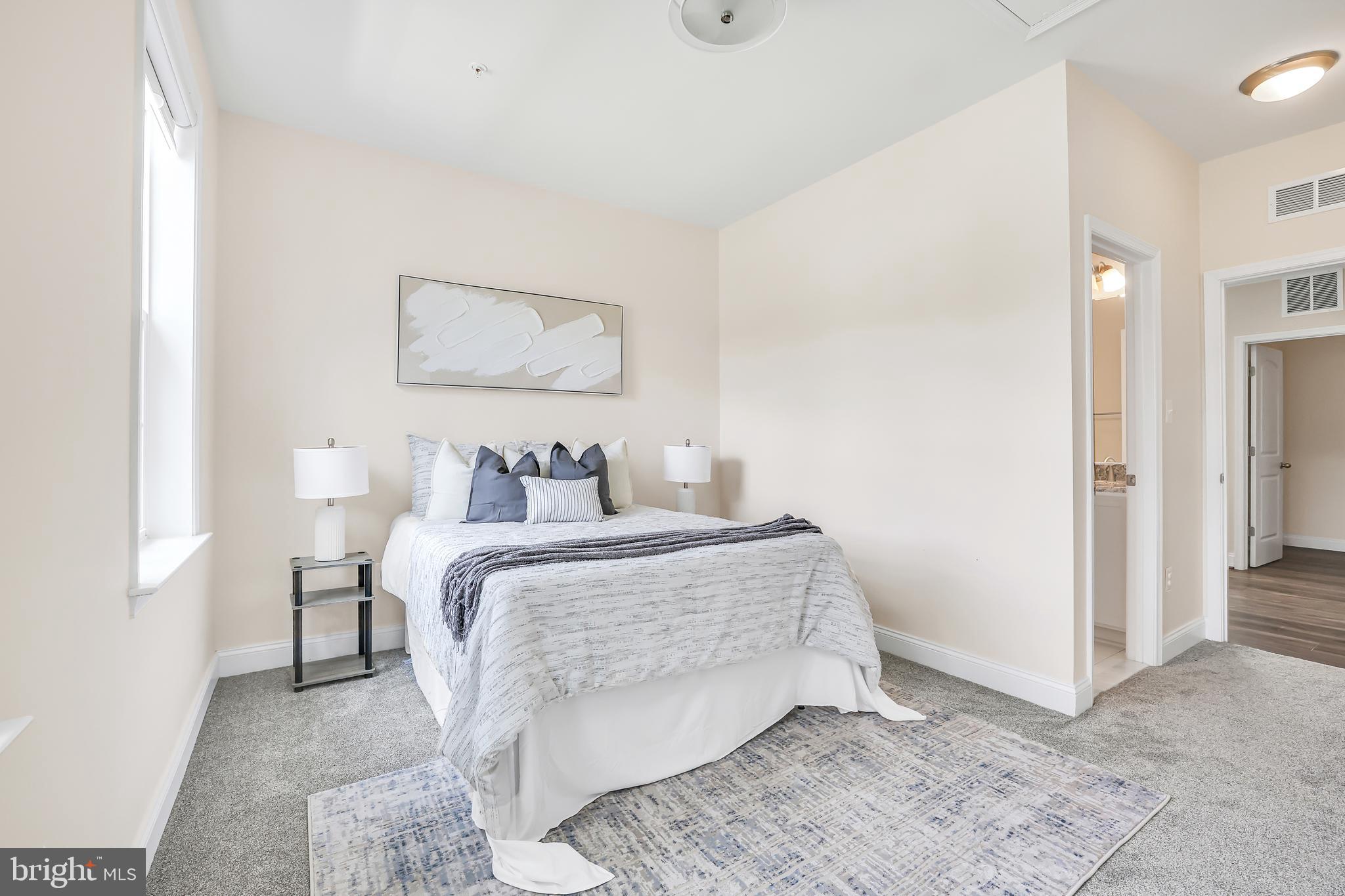 COLLINGBROOK - Residential