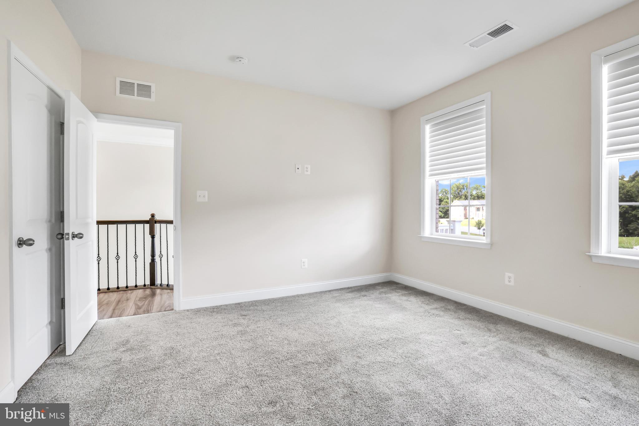 COLLINGBROOK - Residential