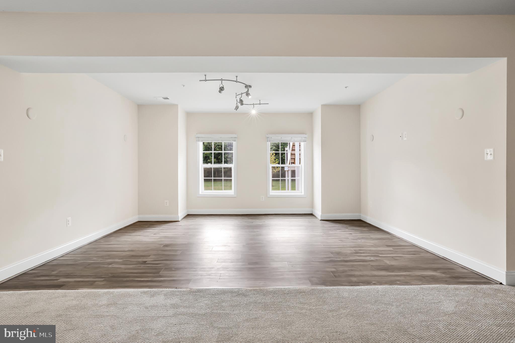 COLLINGBROOK - Residential