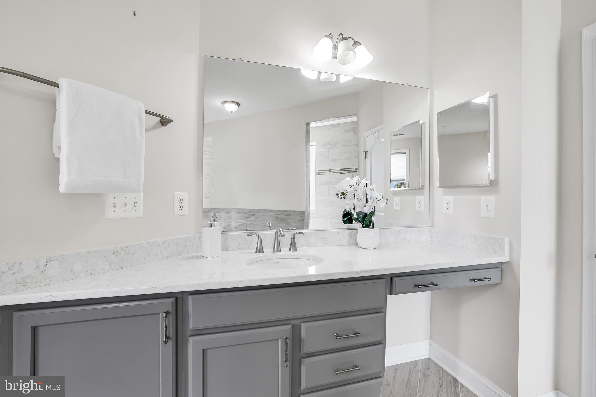 COLLINGBROOK - Residential