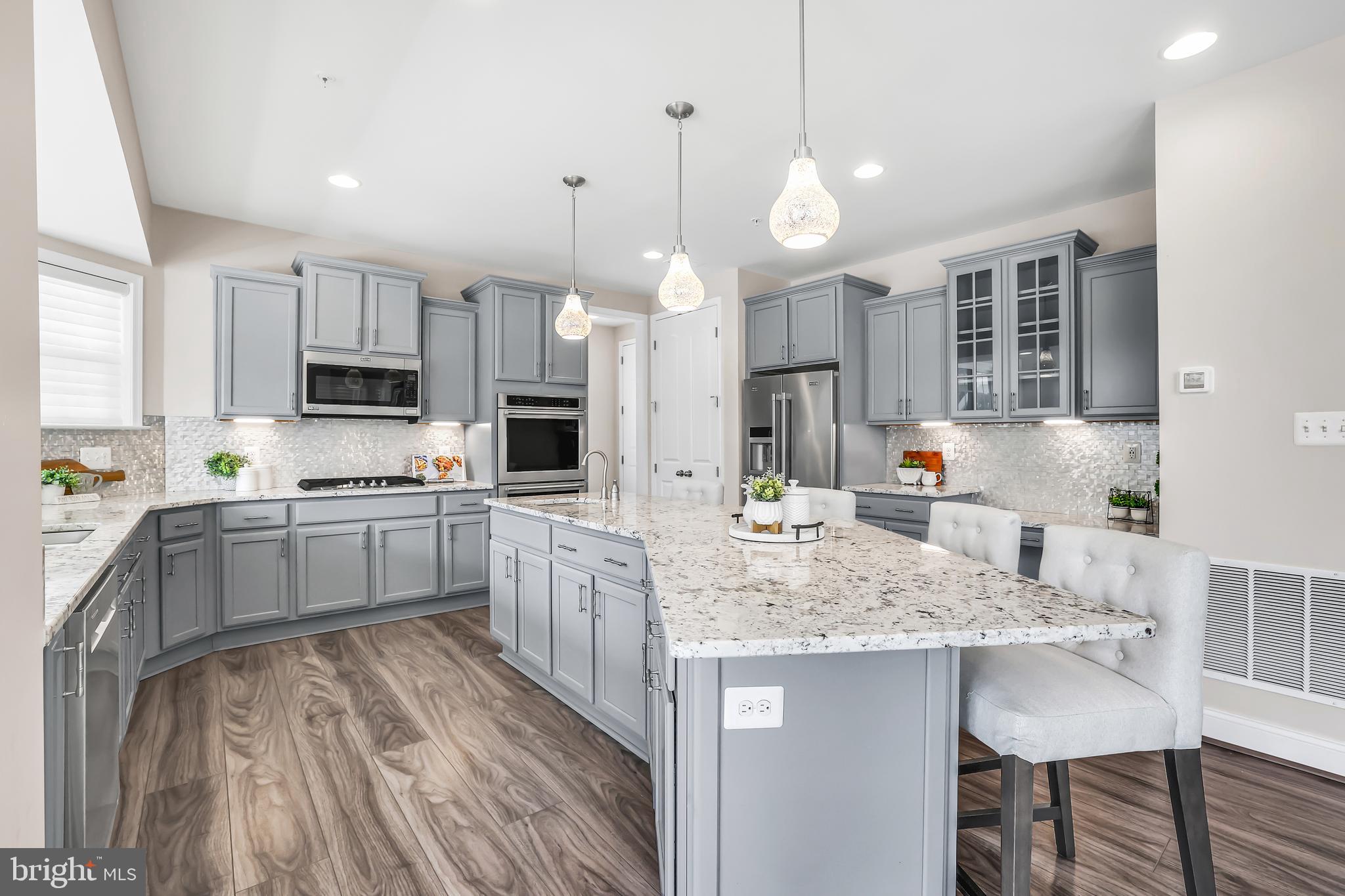 COLLINGBROOK - Residential