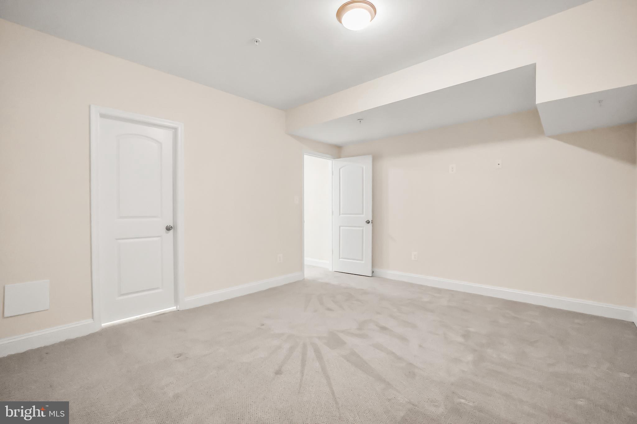 COLLINGBROOK - Residential