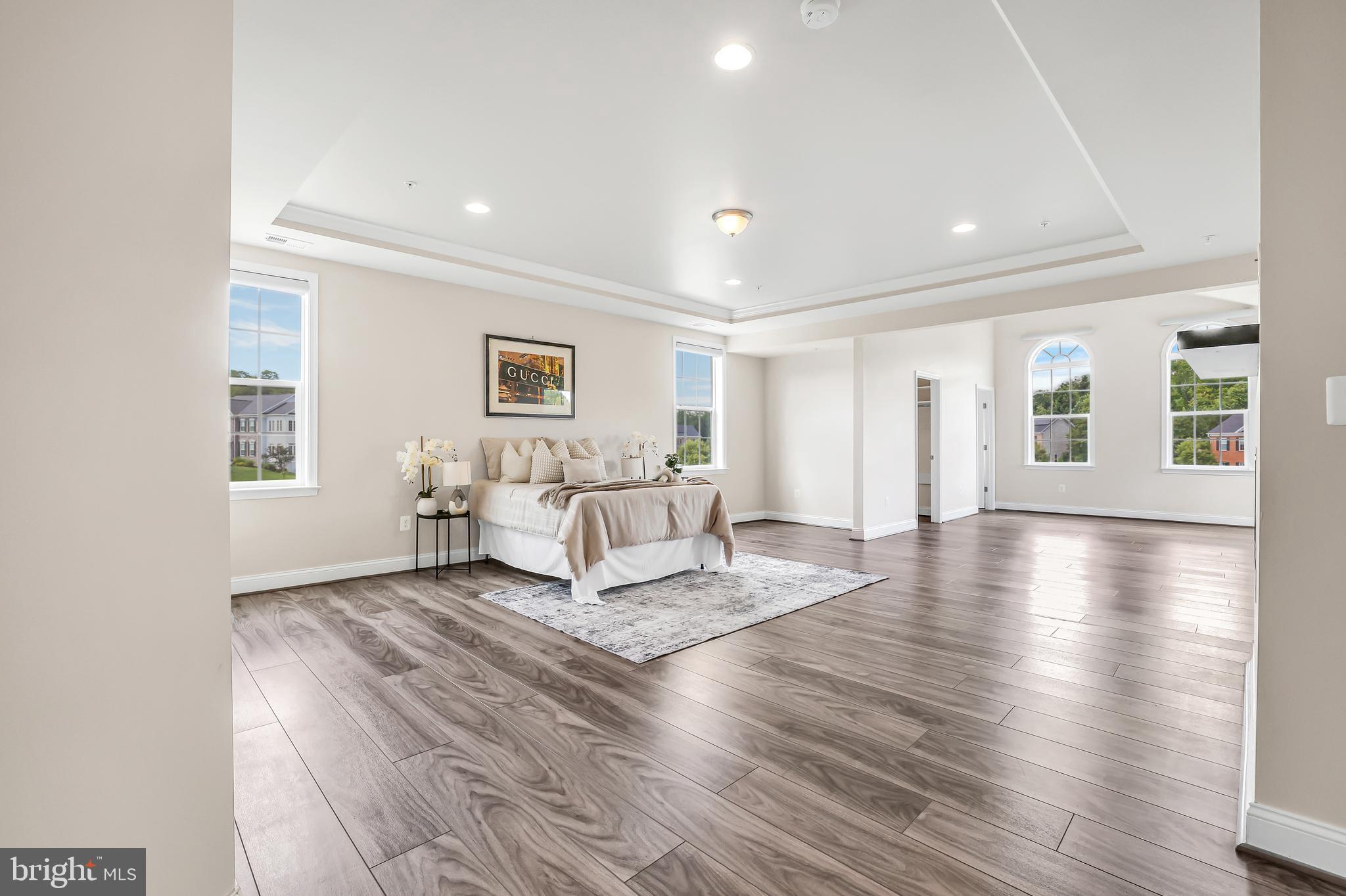 COLLINGBROOK - Residential