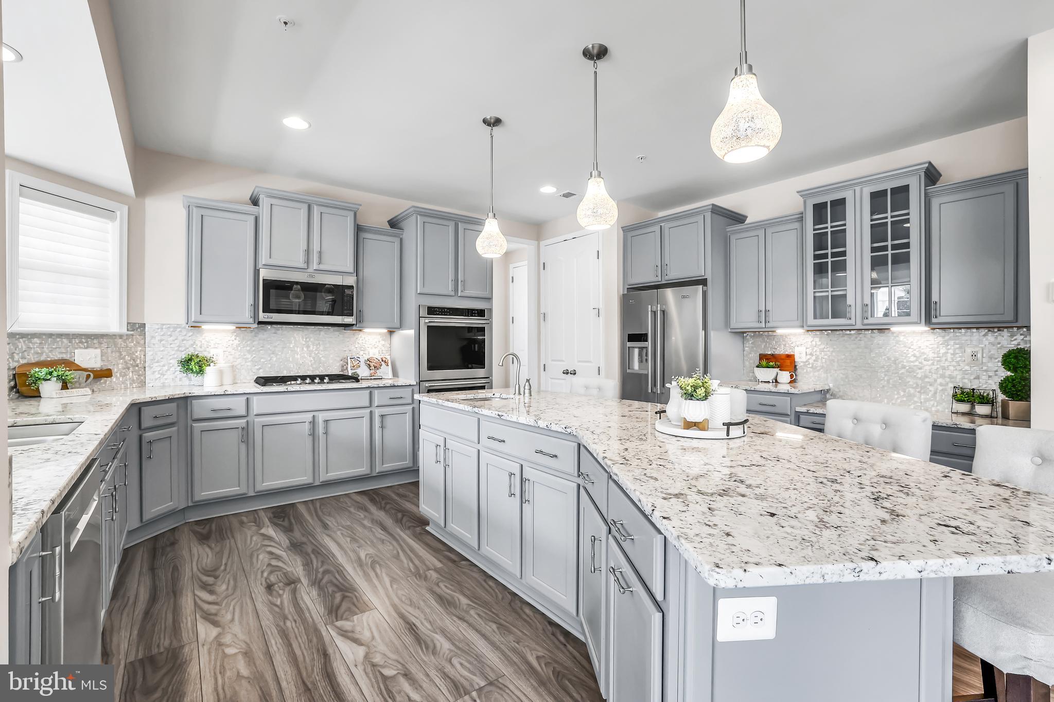 COLLINGBROOK - Residential