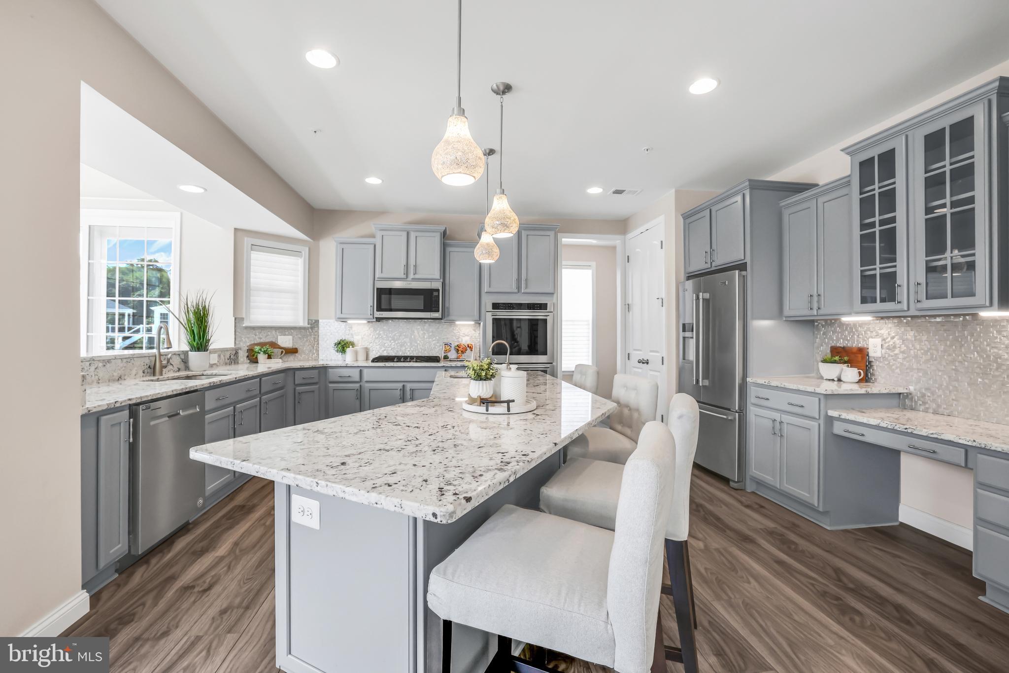 COLLINGBROOK - Residential