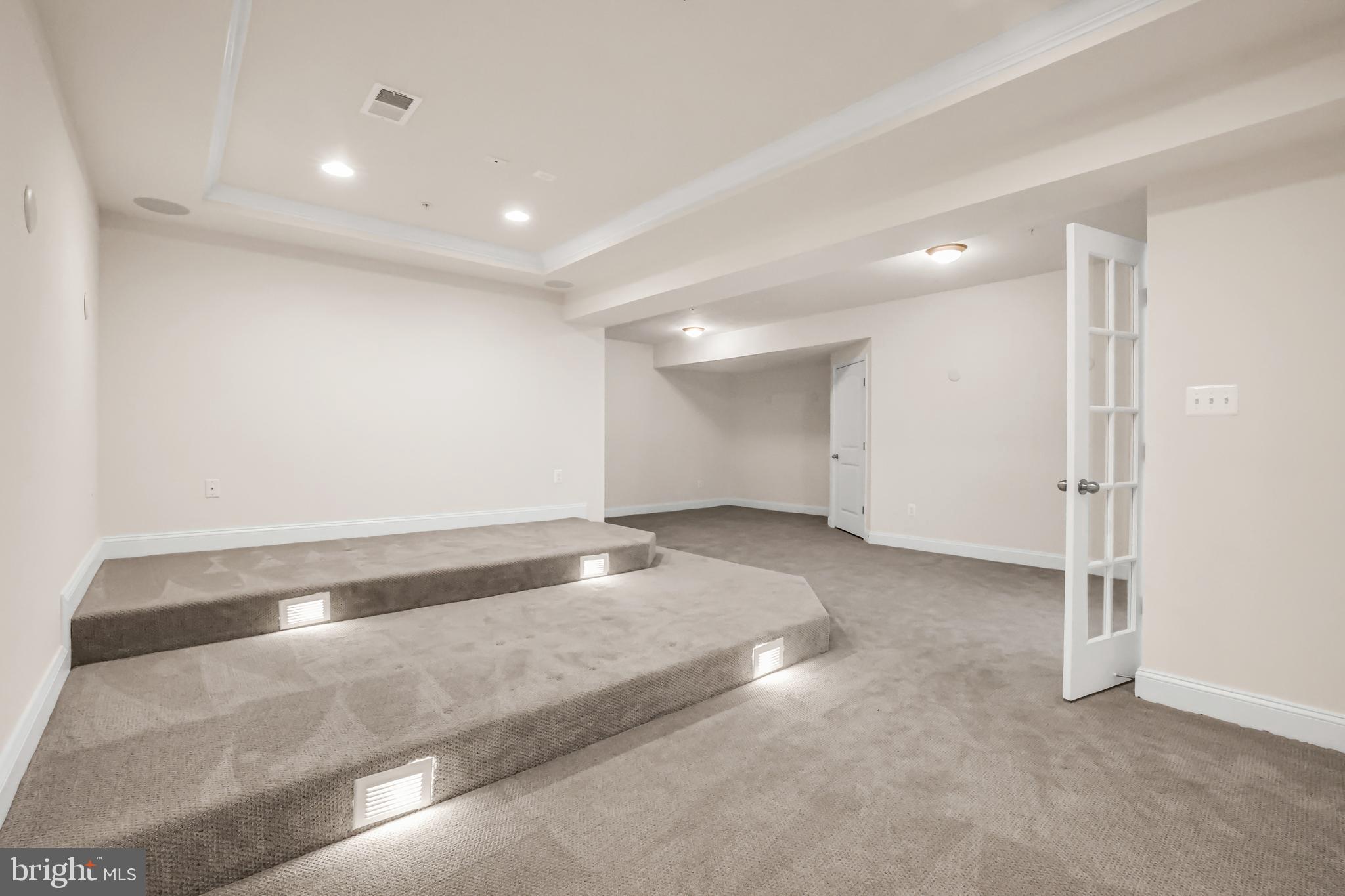 COLLINGBROOK - Residential