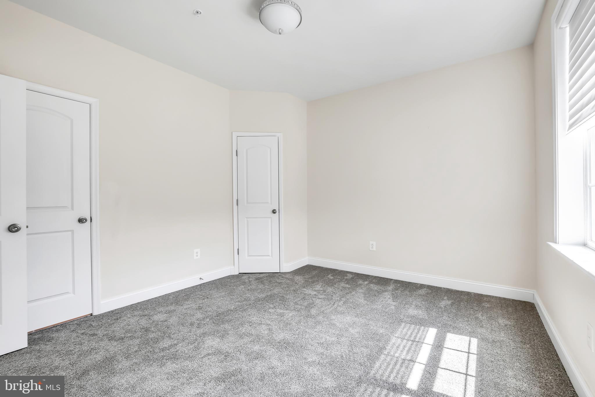 COLLINGBROOK - Residential