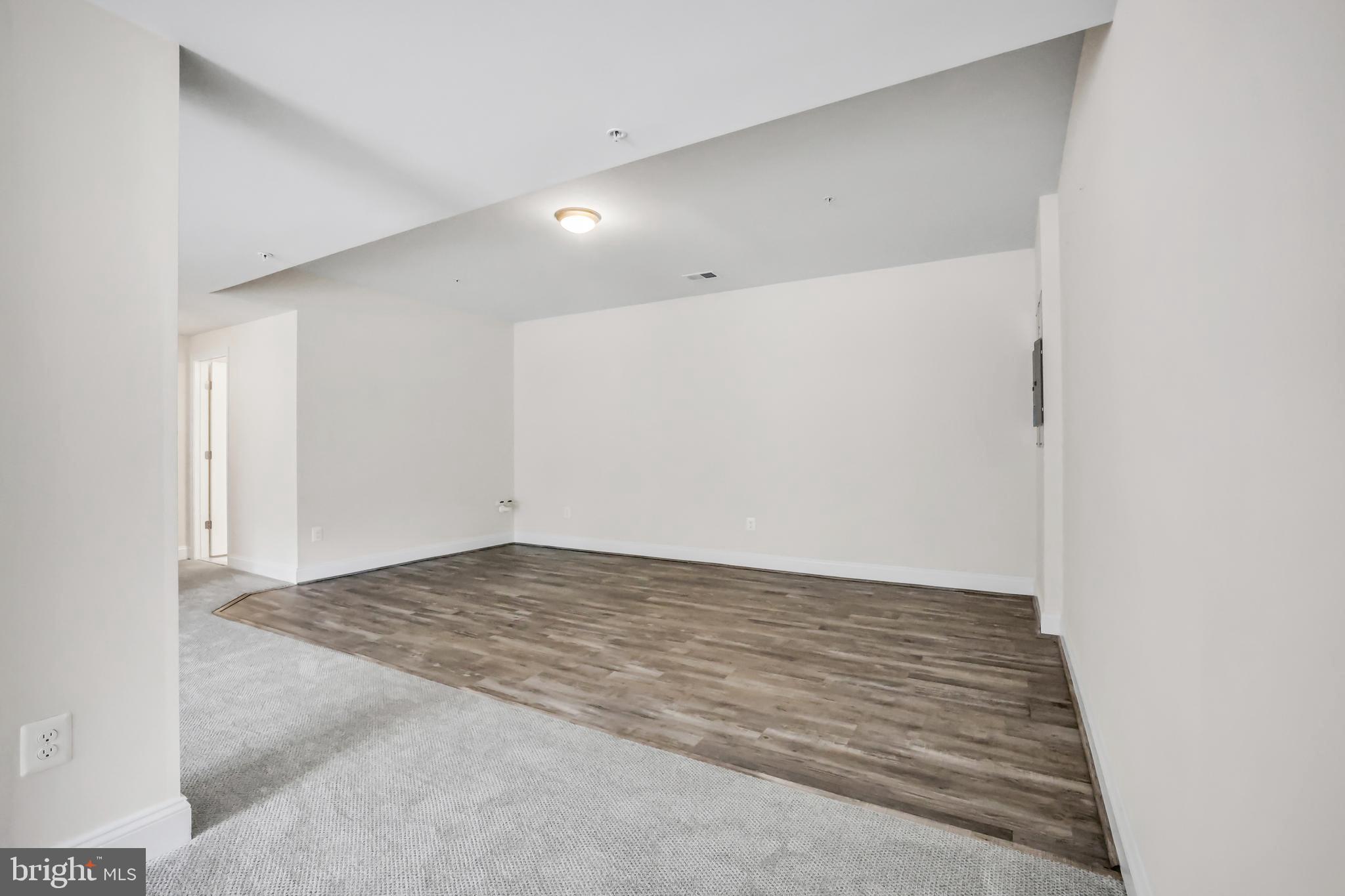 COLLINGBROOK - Residential