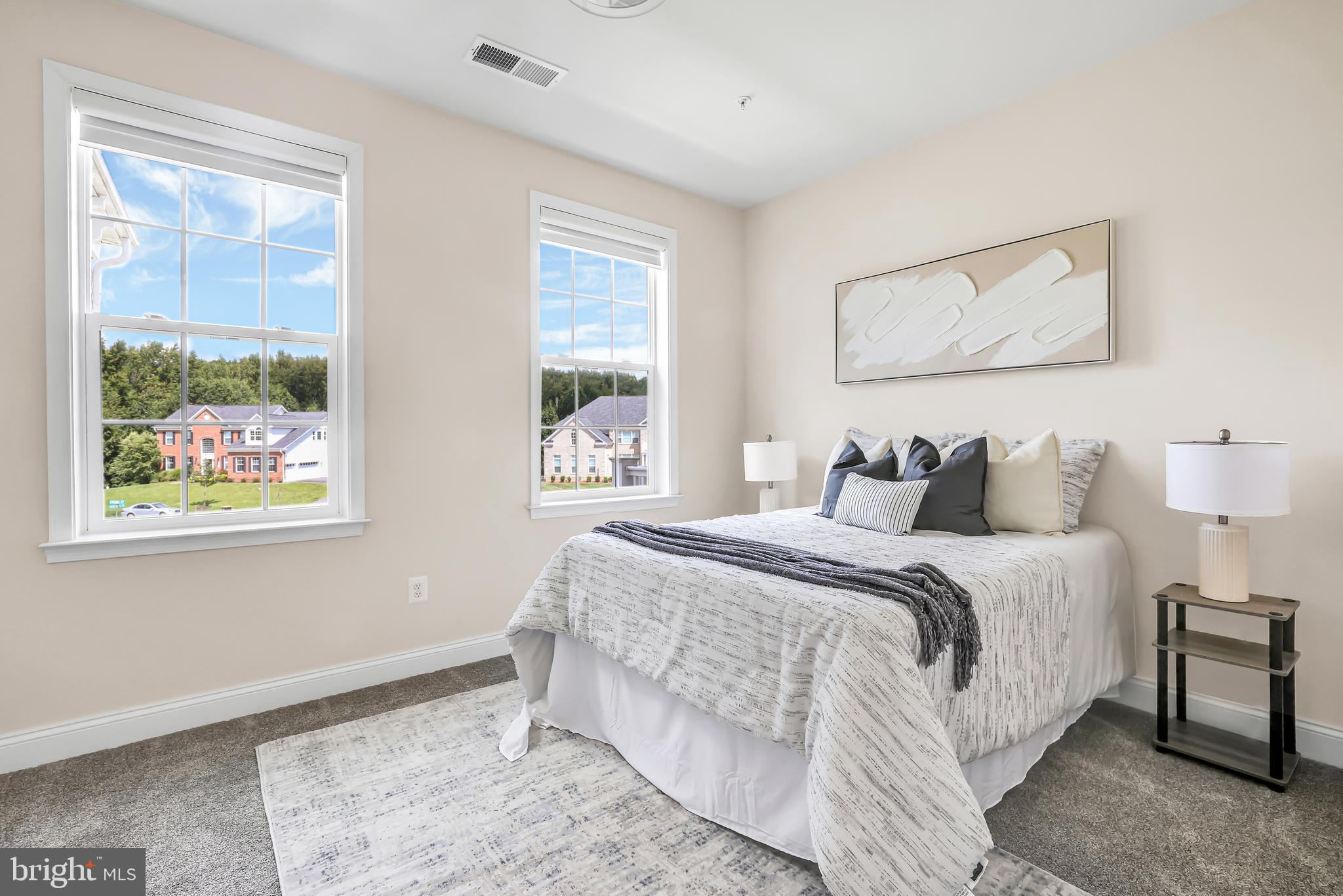 COLLINGBROOK - Residential