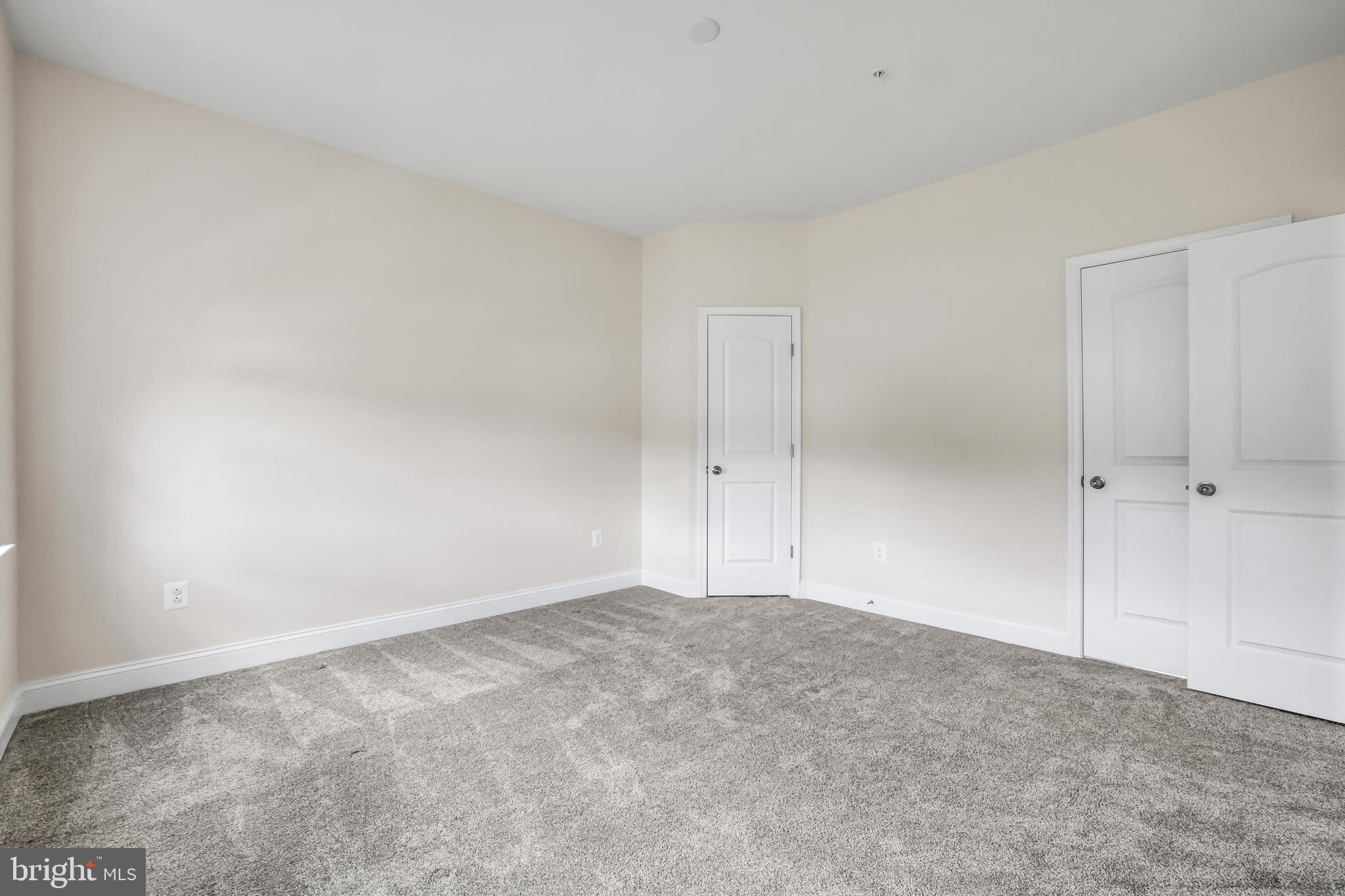 COLLINGBROOK - Residential