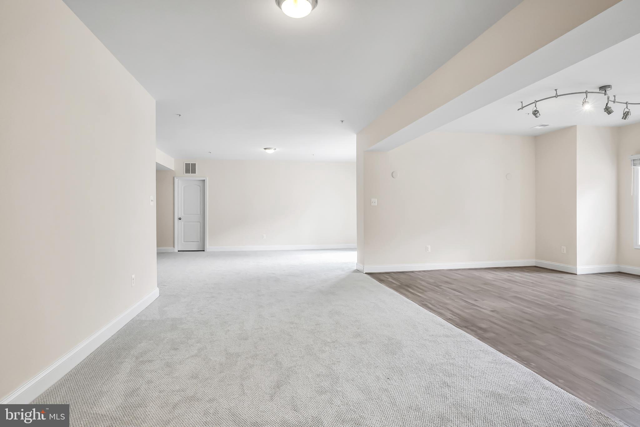 COLLINGBROOK - Residential