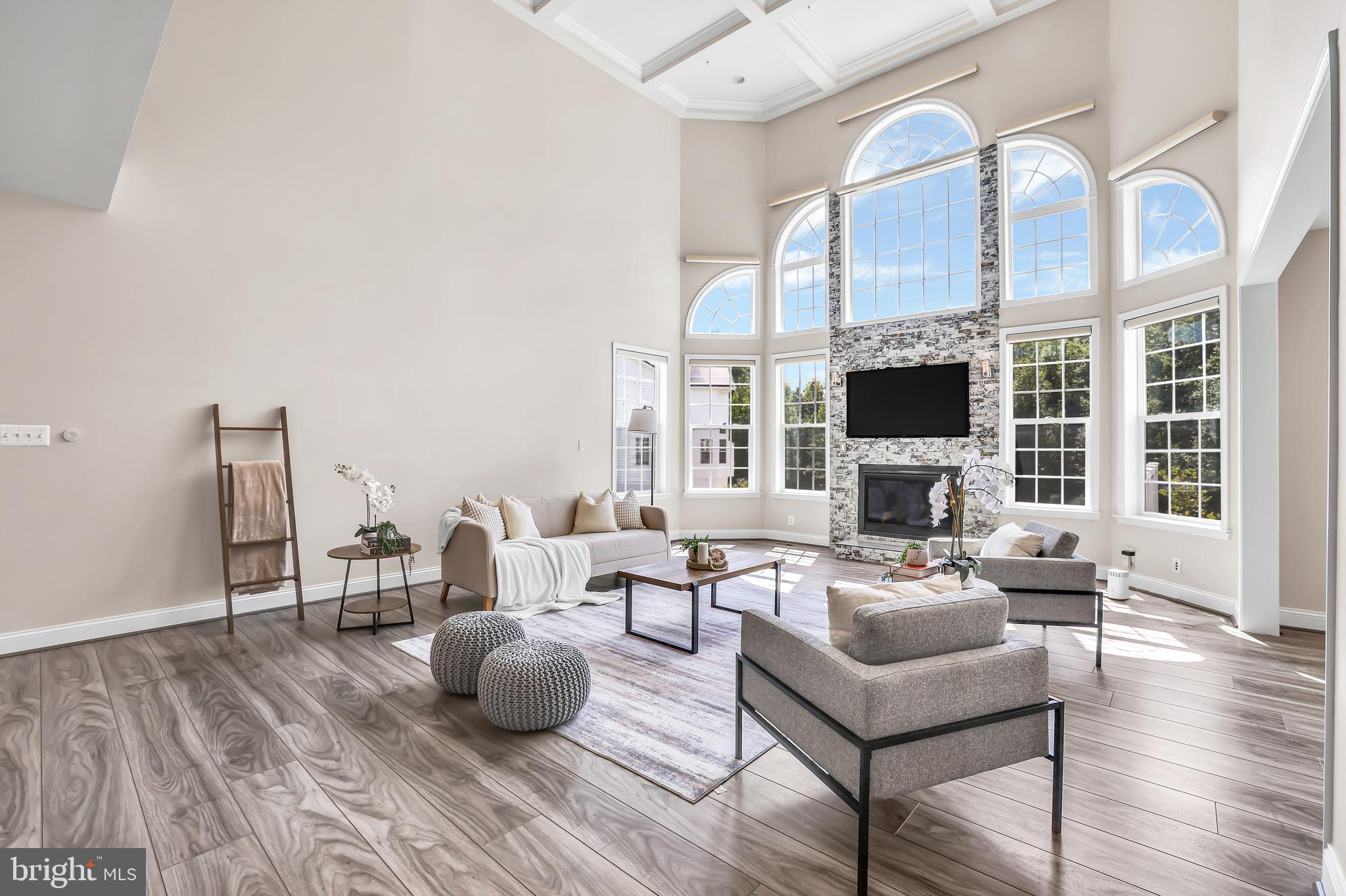 COLLINGBROOK - Residential