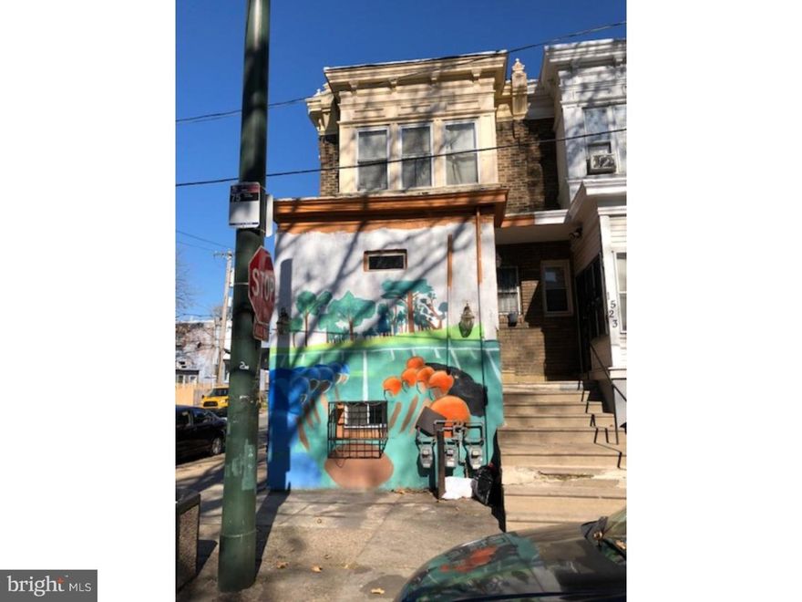 Income producing property. 1- bedroom on the first floor with a 2-bedroom on the second floor. There is a cafe/restaurant on the ground floor. Most equipment(restaurant) is included in the sale. Property does need some work.