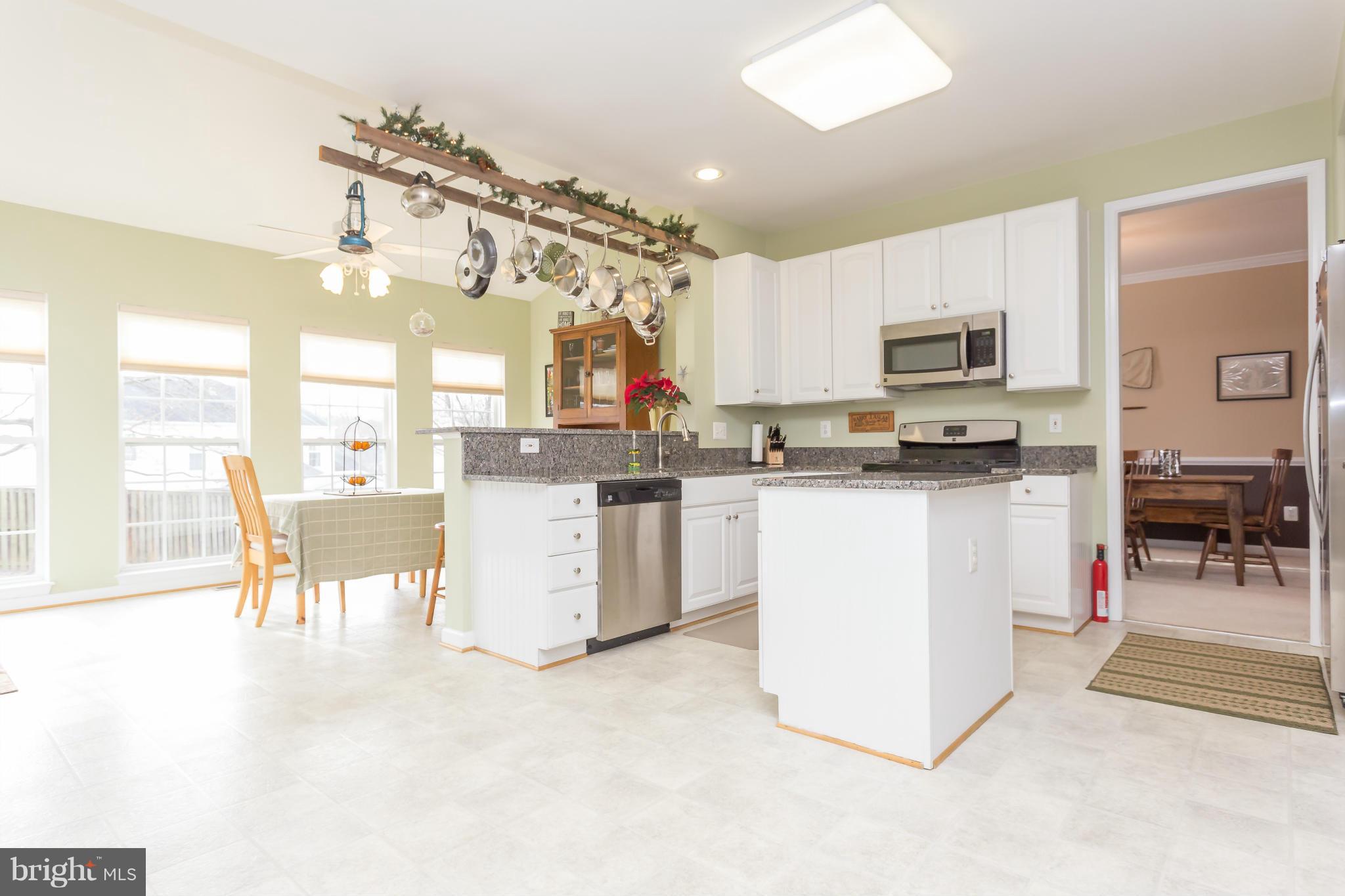 AUTUMN RIDGE - Residential